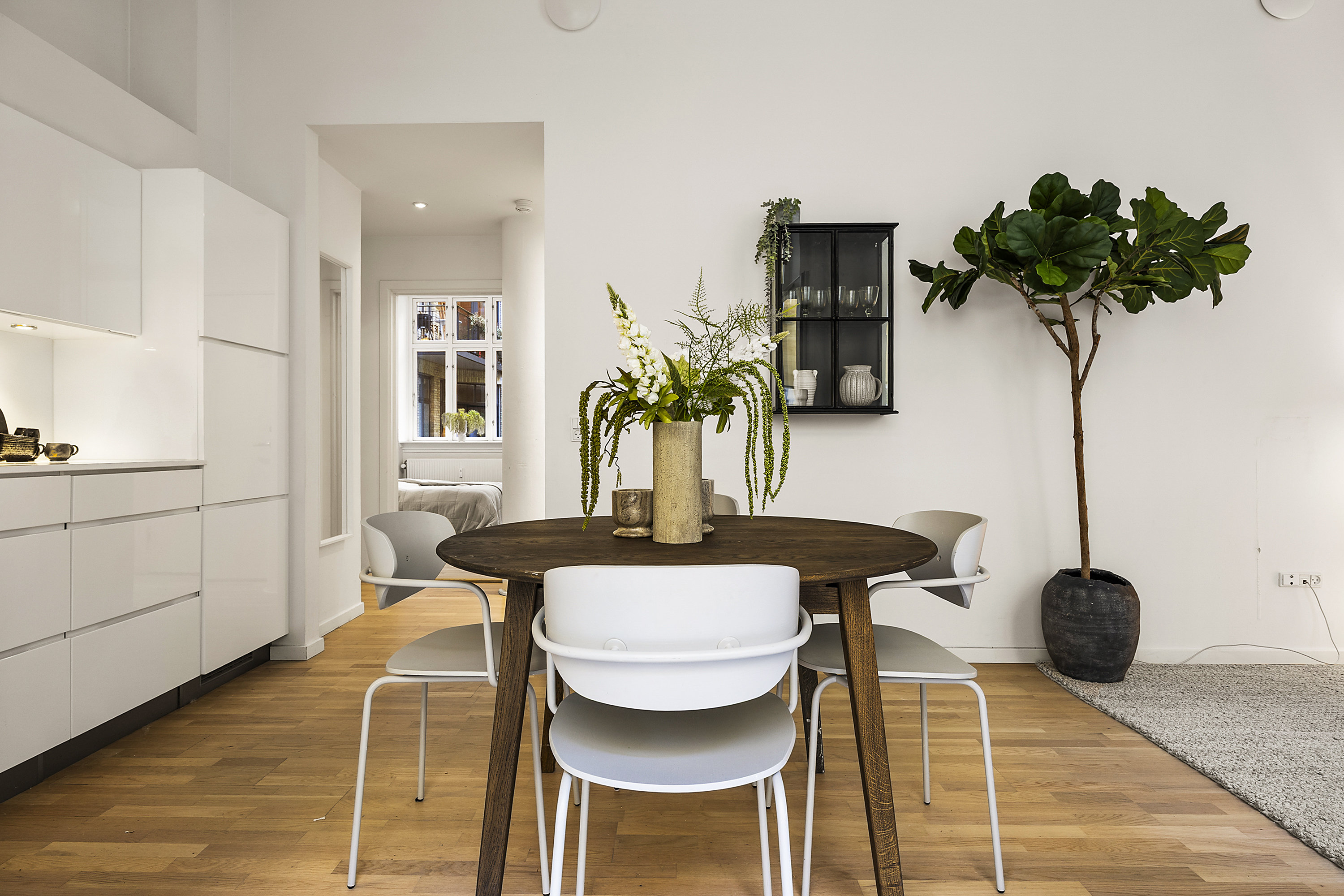 Fremhævet spiseplads billede i fuldskærmstilstand. Billede af Linnésgade 22D, 1. tv., 1361 København K