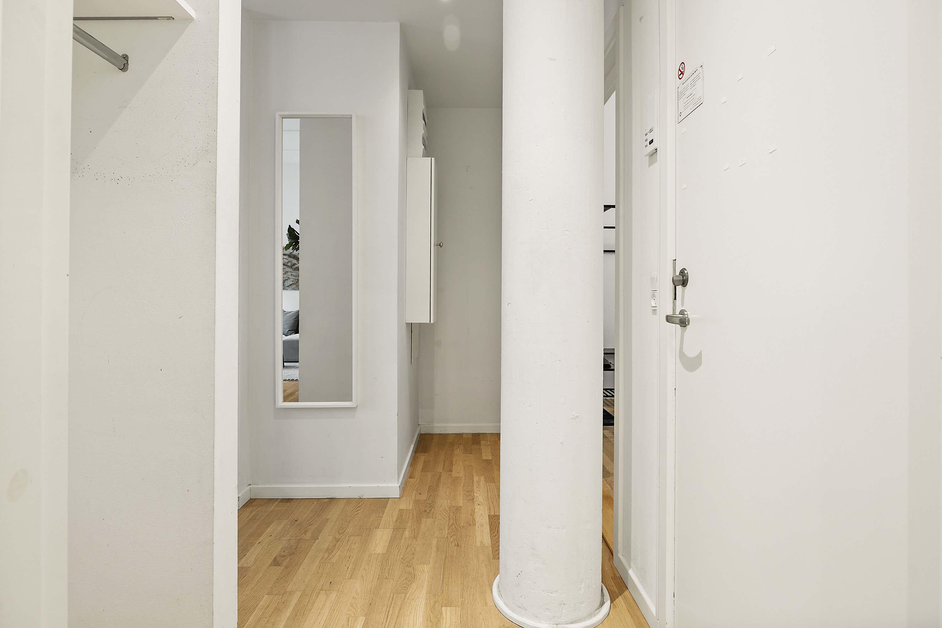 Fremhævet entré billede i fuldskærmstilstand. Billede af Linnésgade 22D, 1. tv., 1361 København K