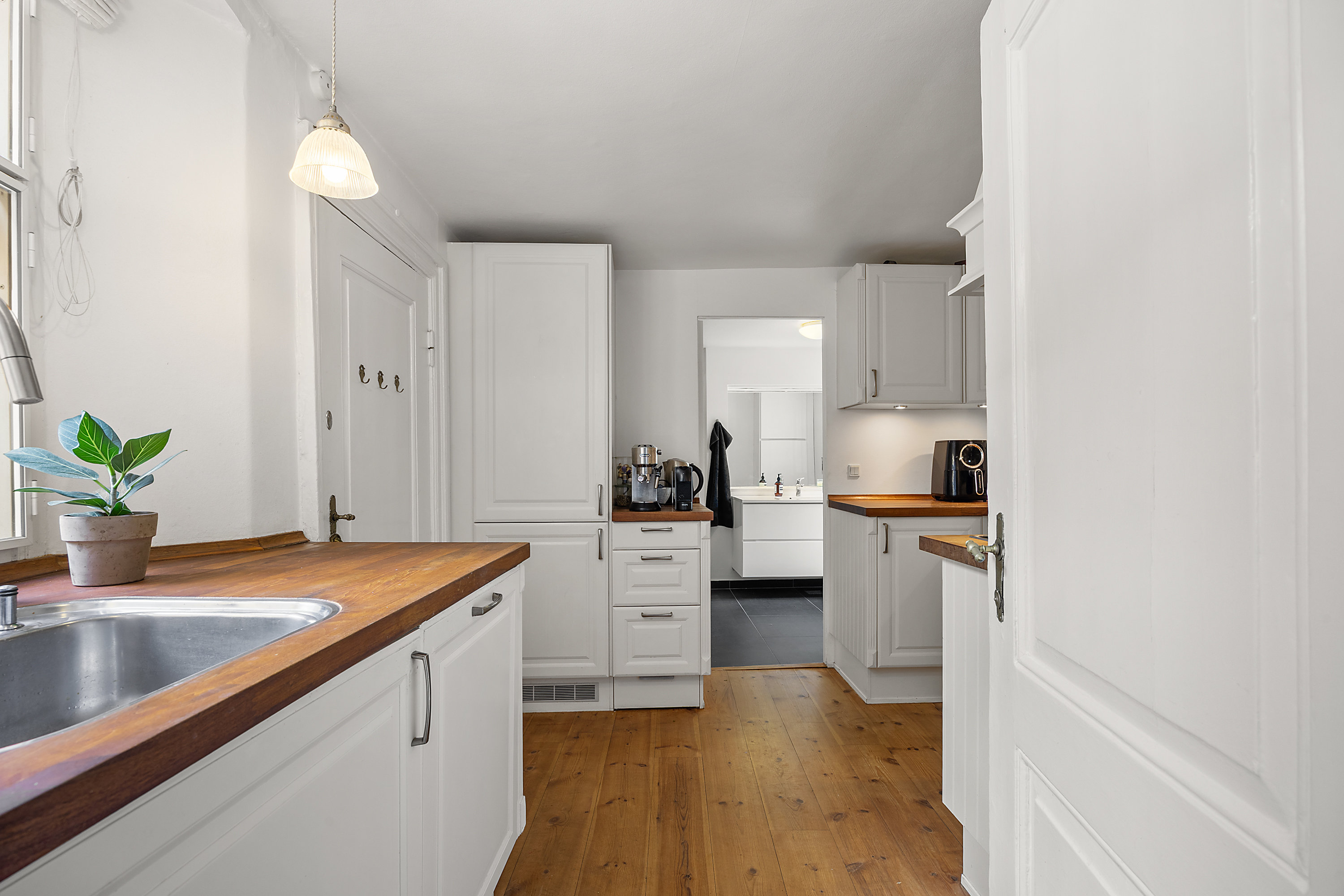 Miniaturebillede 1: køkken. Billede af Snaregade 8, 2., 1205 København K