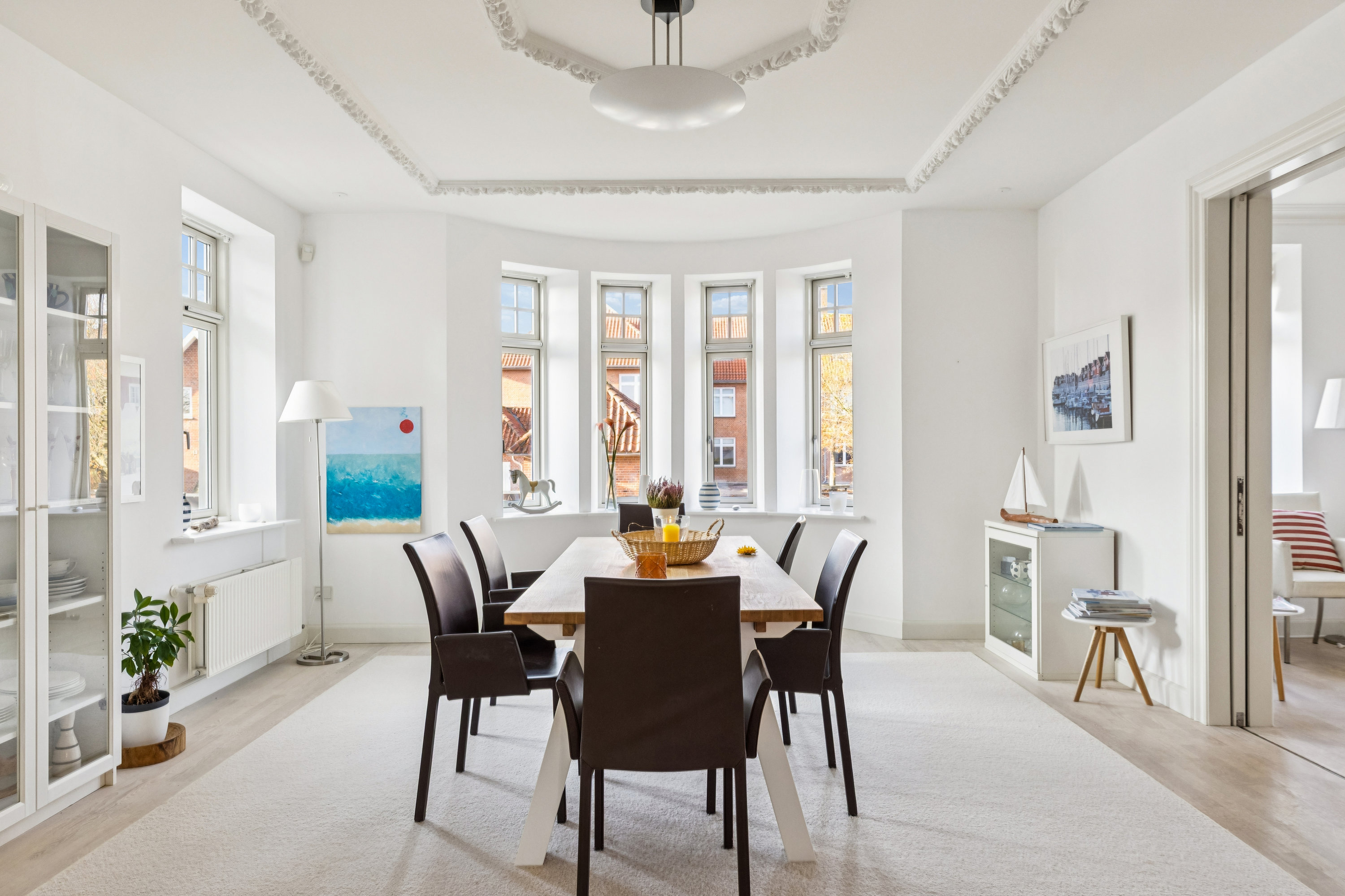 Fremhævet stue billede i fuldskærmstilstand. Billede af Skolegade 10, Guderup, 6430 Nordborg