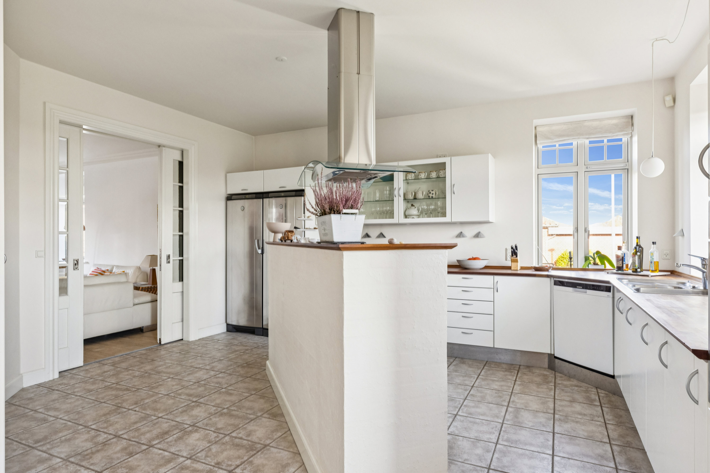 Fremhævet køkken billede i fuldskærmstilstand. Billede af Skolegade 10, Guderup, 6430 Nordborg