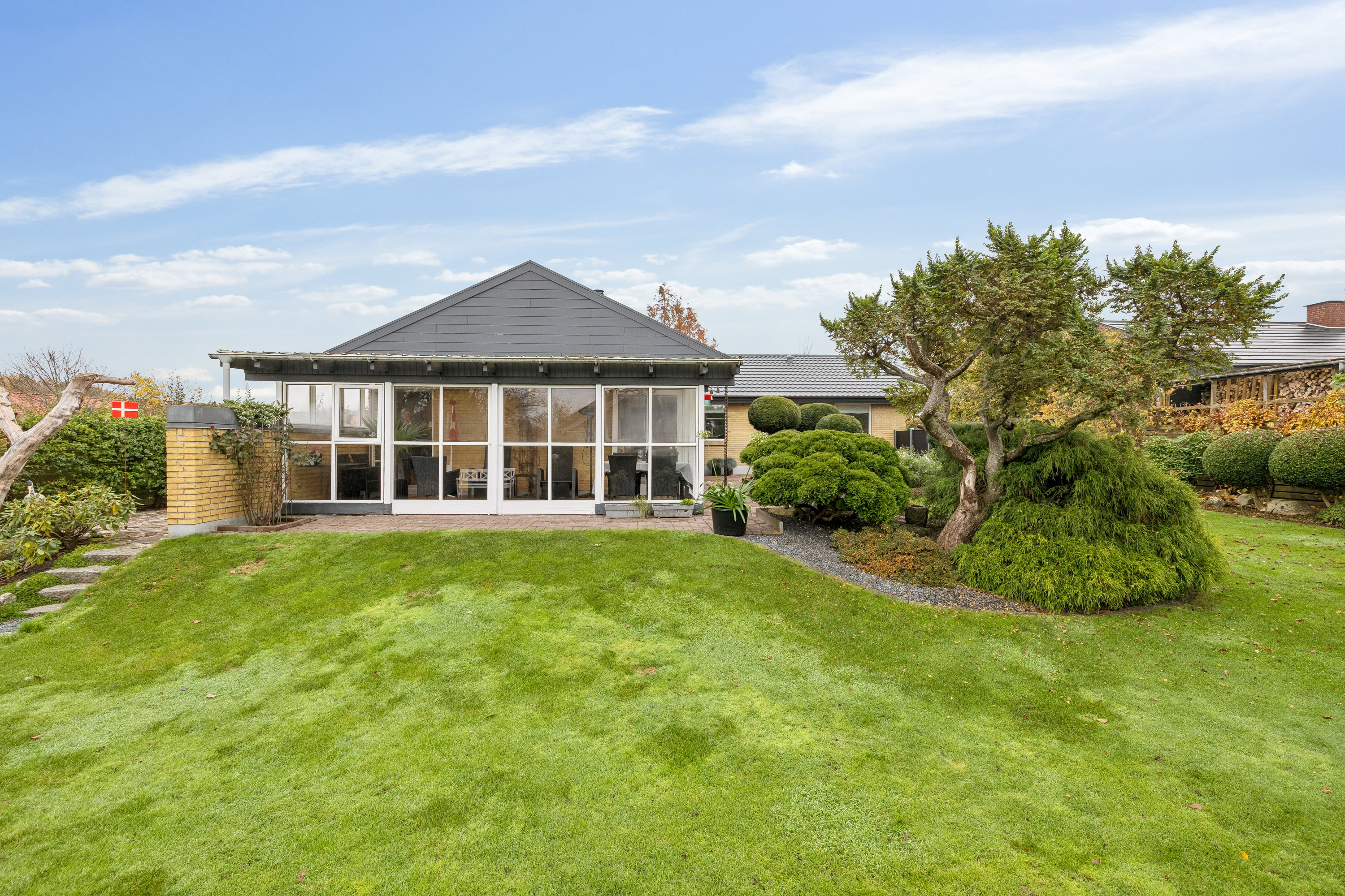 Fremhævet ejendommen billede i fuldskærmstilstand. Billede af Ludvig Holbergs Vej 8, 8660 Skanderborg