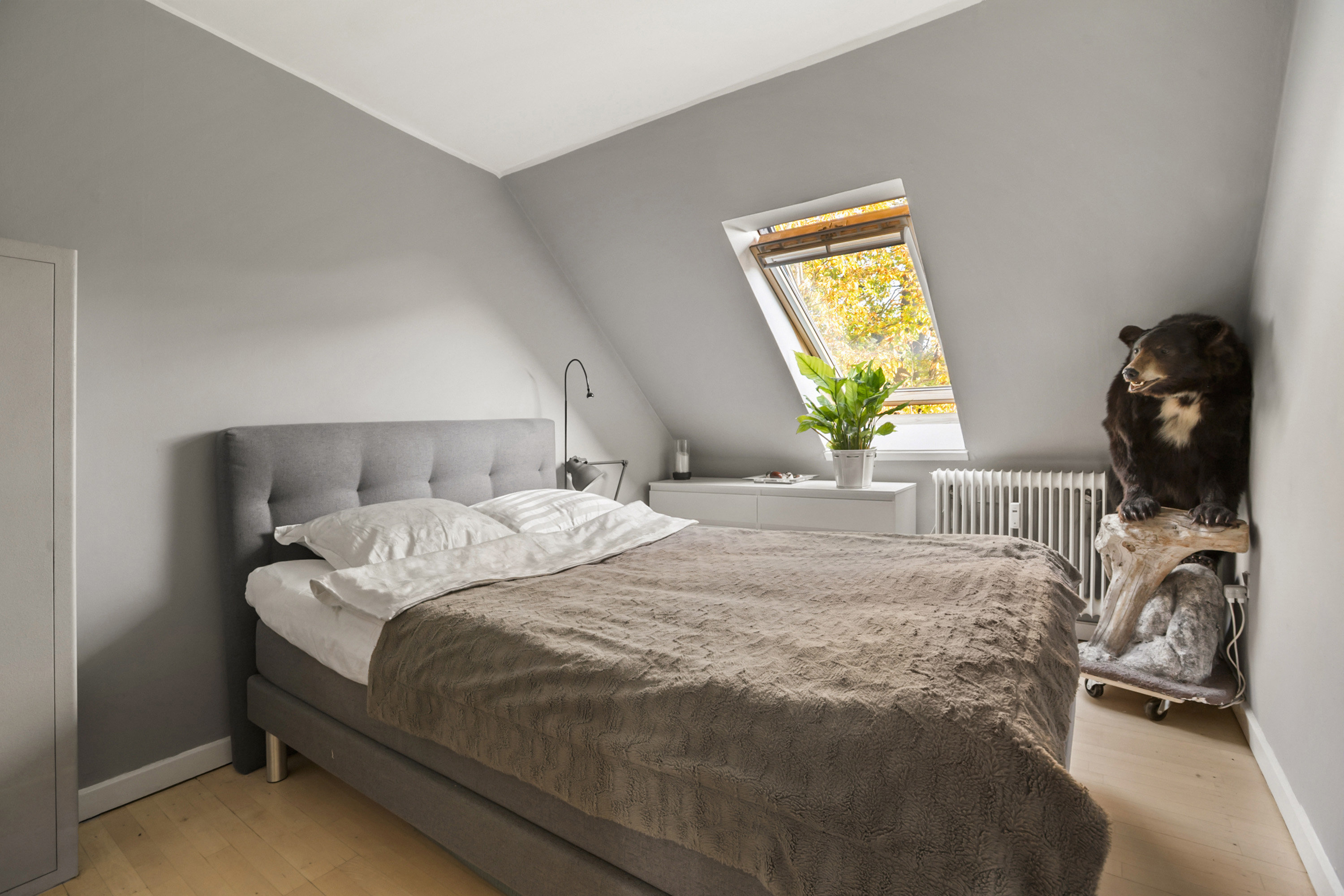 Fremhævet soveværelse billede i fuldskærmstilstand. Billede af Ordrupvej 132A, 2., 2920 Charlottenlund