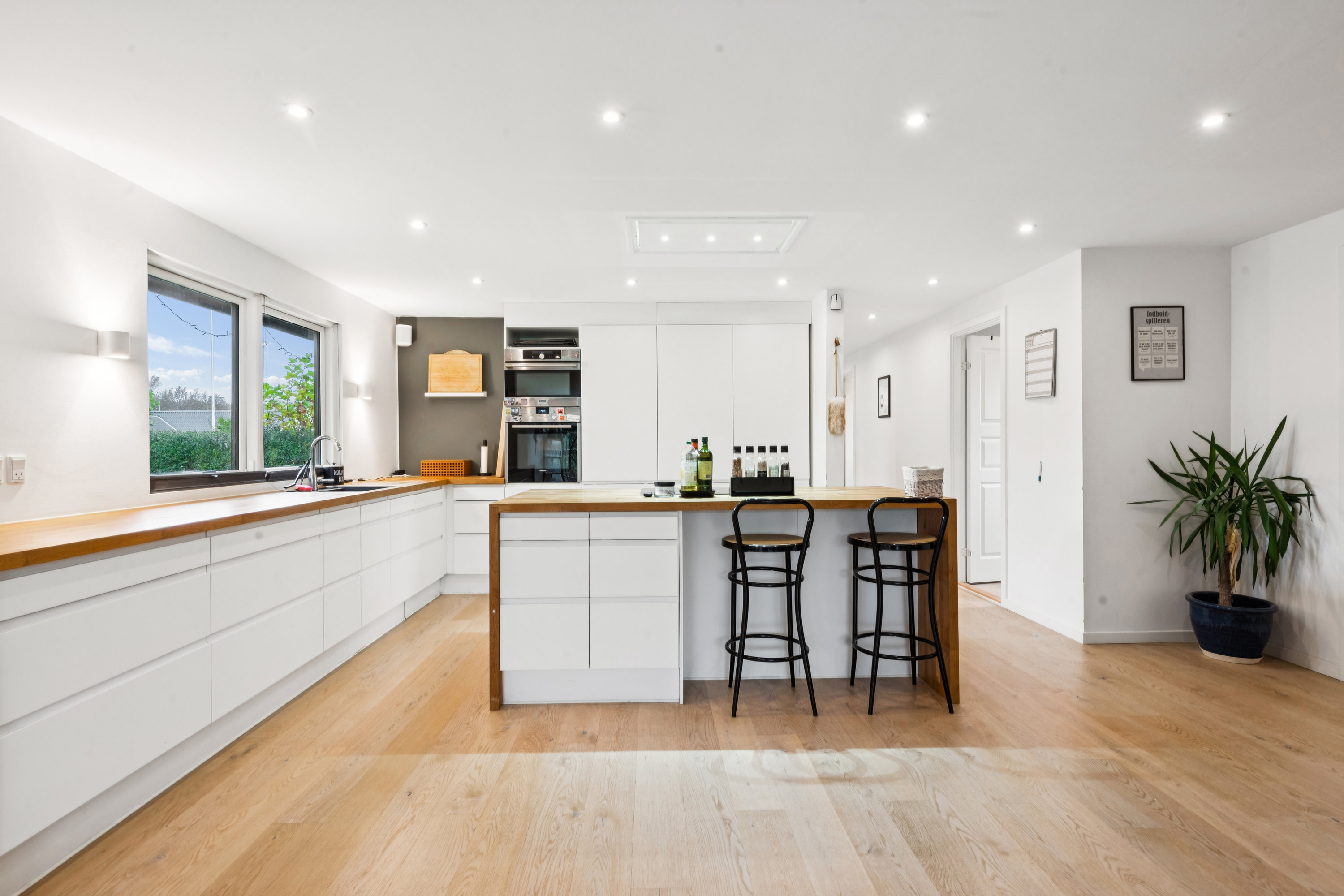 Fremhævet køkken billede i fuldskærmstilstand. Billede af Margrethe Alle 17, 2690 Karlslunde