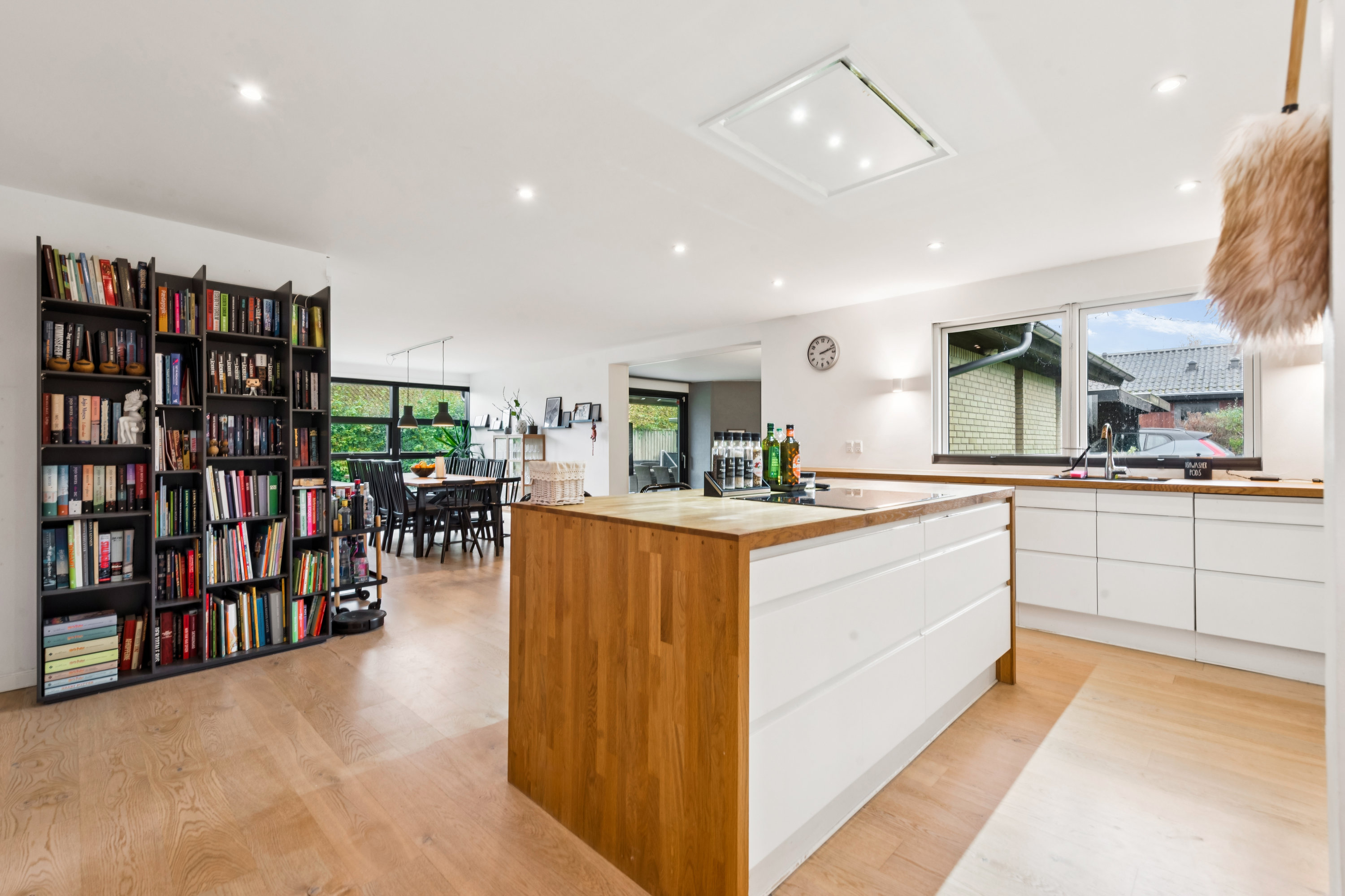 Fremhævet køkken billede i fuldskærmstilstand. Billede af Margrethe Alle 17, 2690 Karlslunde