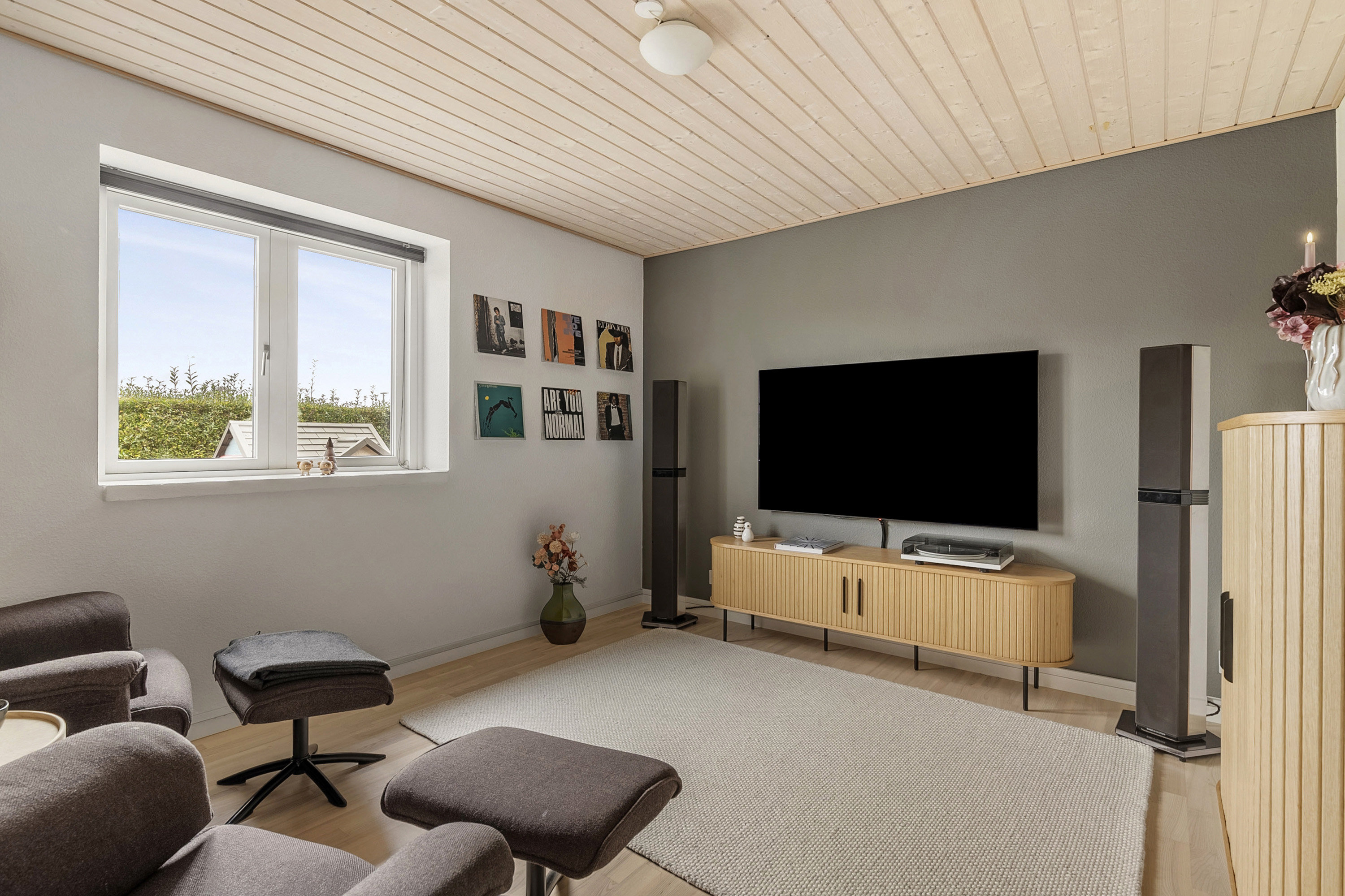 Fremhævet stue billede i fuldskærmstilstand. Billede af Kildeagervej 248, 8361 Hasselager