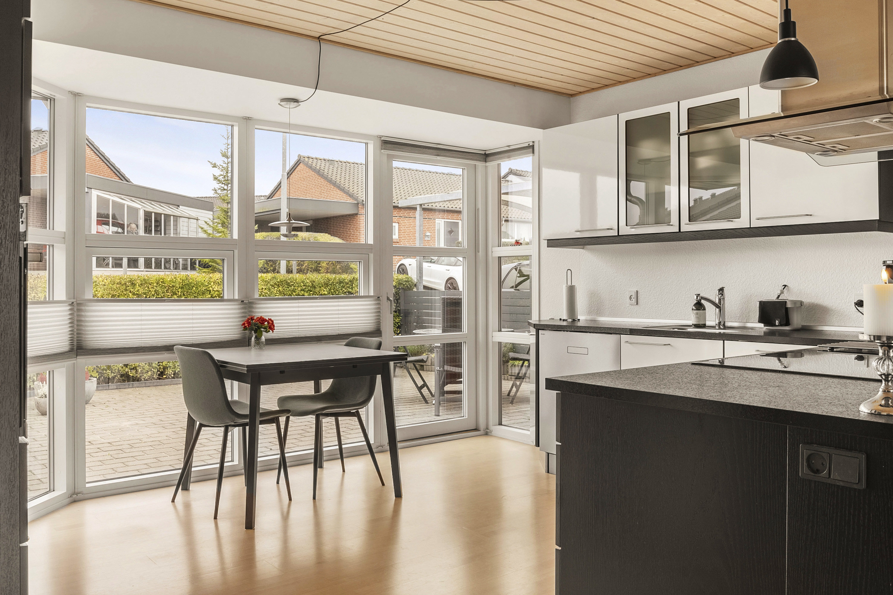 Fremhævet køkken billede i fuldskærmstilstand. Billede af Kildeagervej 248, 8361 Hasselager