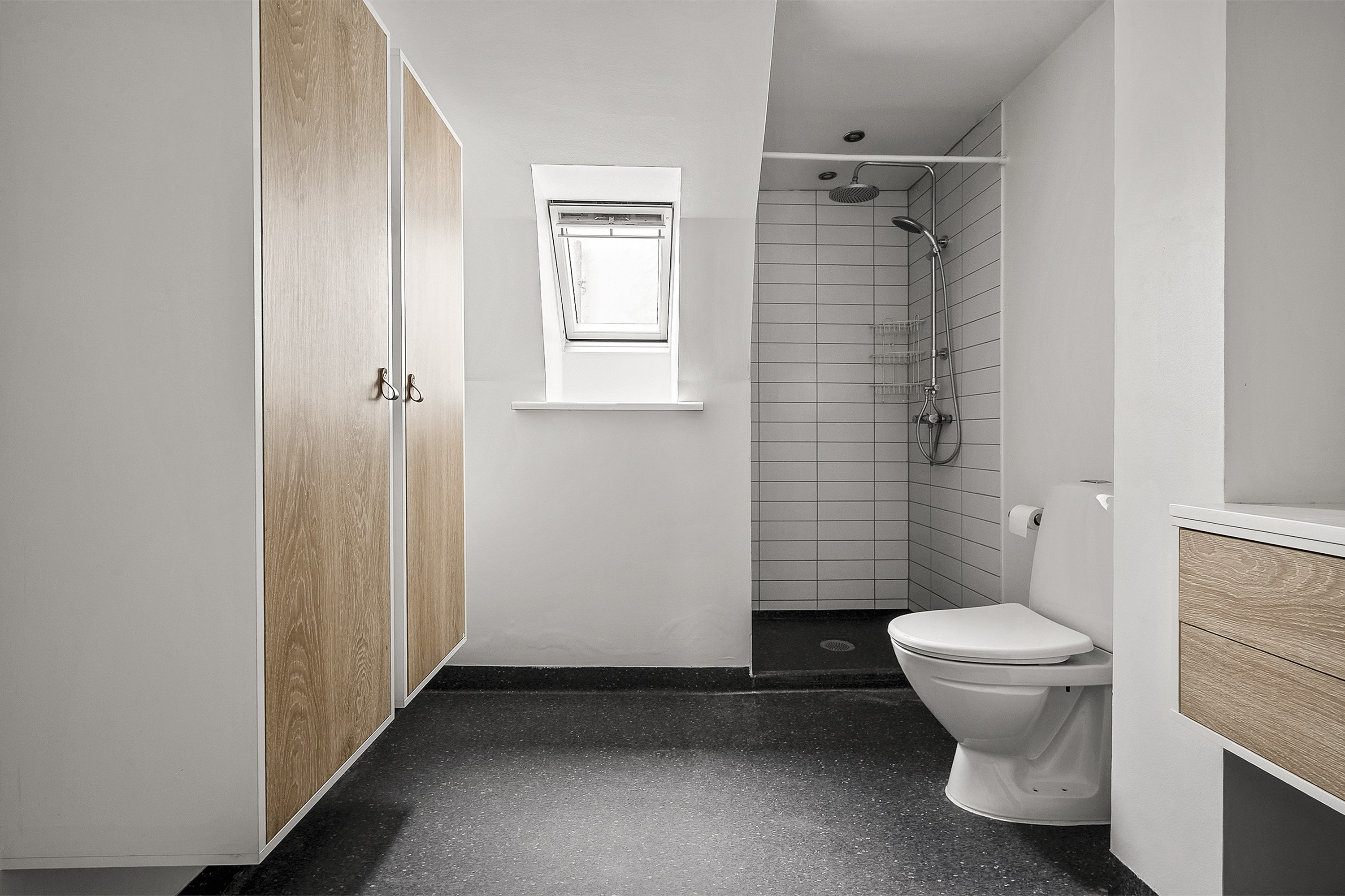 Fremhævet badeværelse billede i fuldskærmstilstand. Billede af Emil Bojsens Gade 6, 8700 Horsens