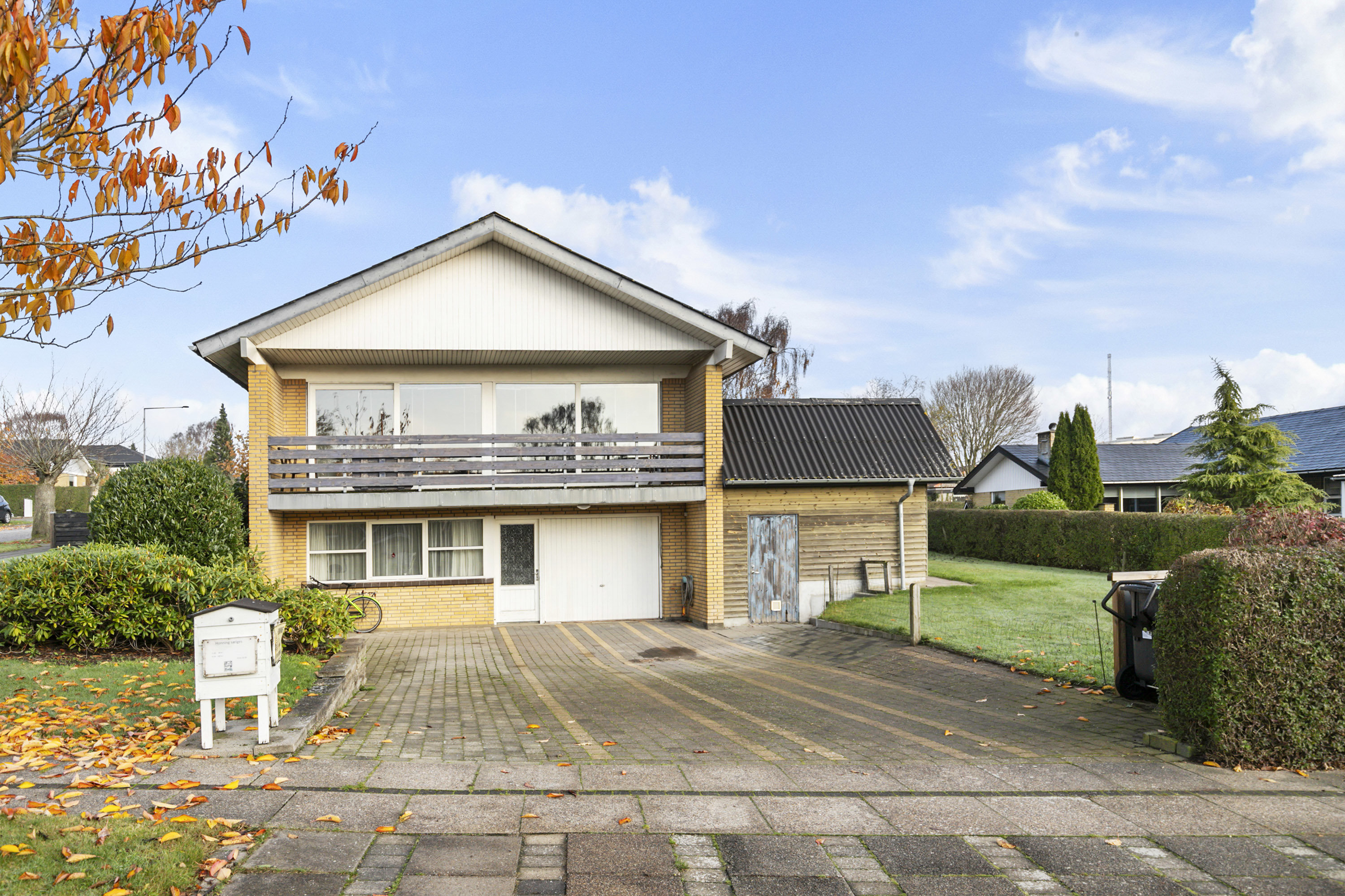 Fremhævet facade billede i fuldskærmstilstand. Billede af Tornerosevej 6, 9700 Brønderslev