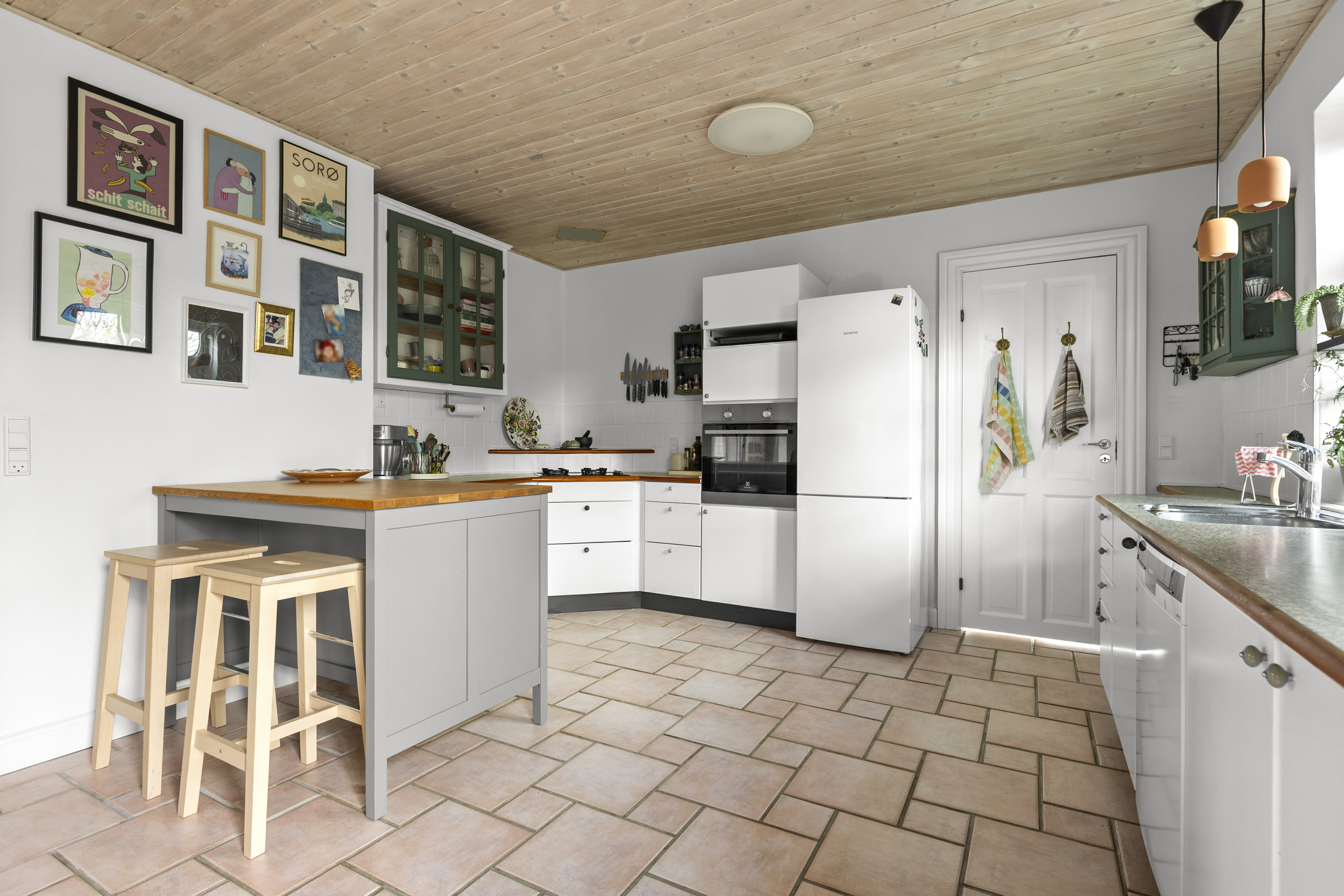 Fremhævet køkken billede i fuldskærmstilstand. Billede af Knudsvej 4, 4180 Sorø