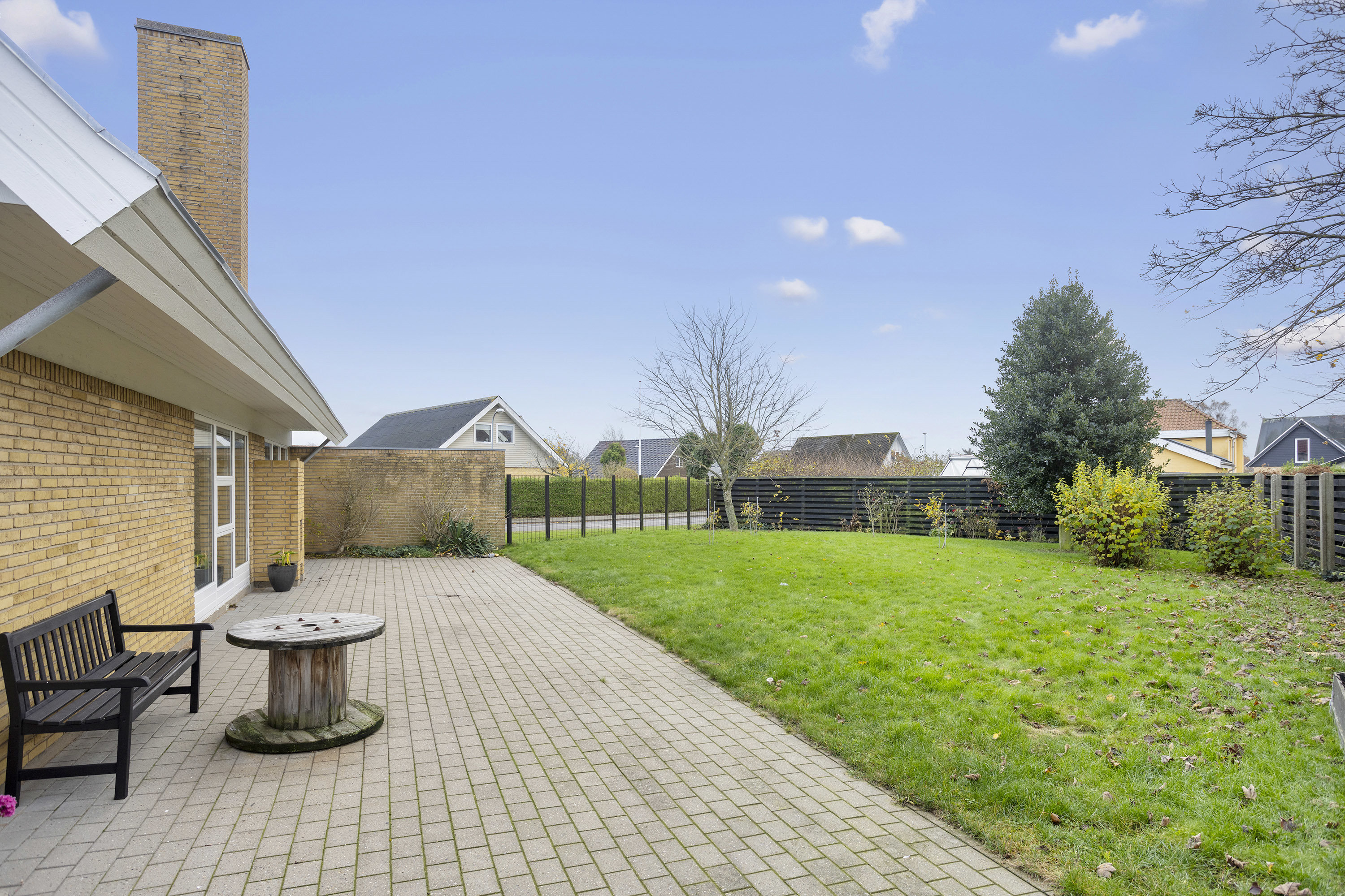 Fremhævet terrasse billede i fuldskærmstilstand. Billede af Uranienborgvej 18, 9900 Frederikshavn