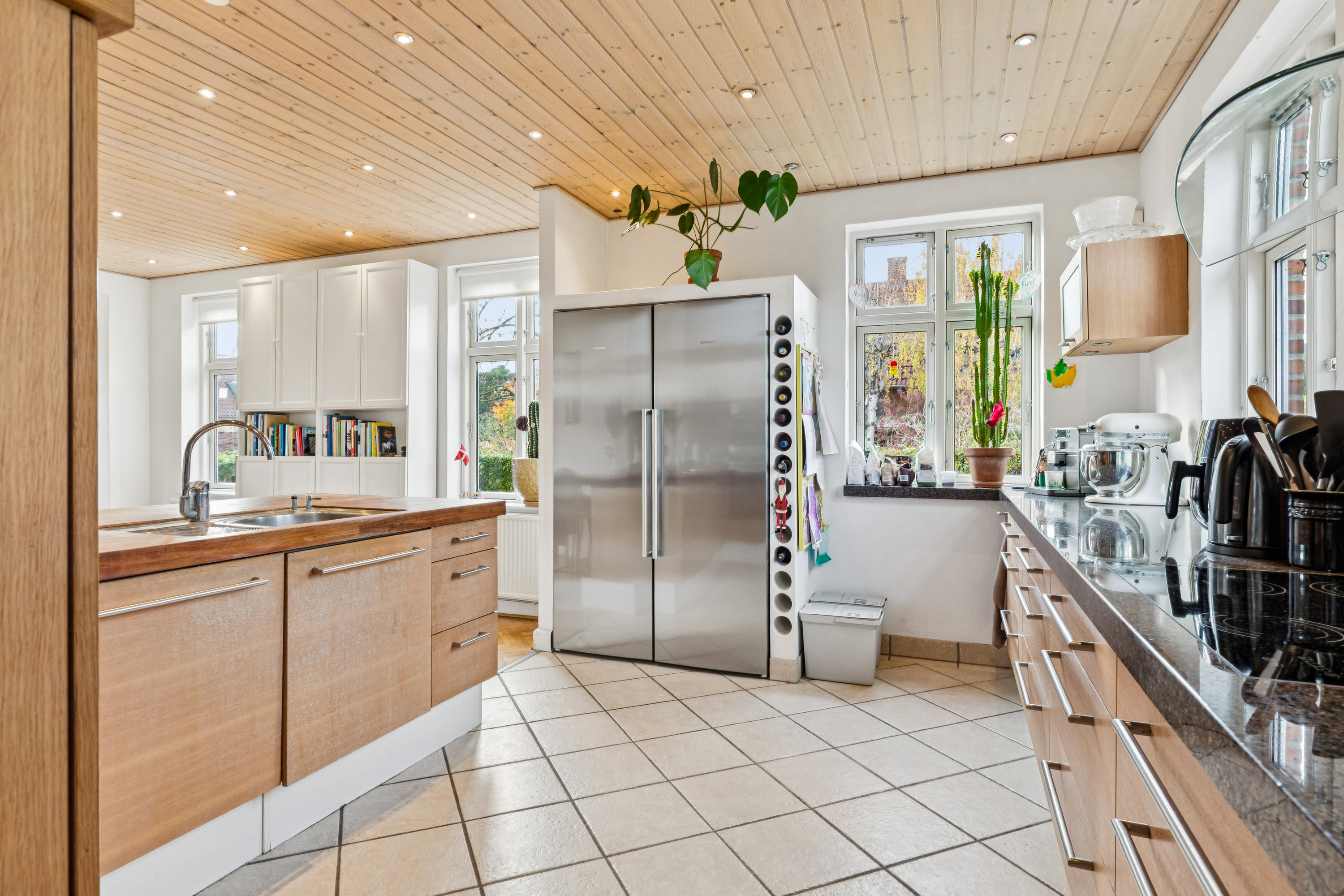 Fremhævet køkken billede i fuldskærmstilstand. Billede af Fuglsang Allé 138, 2700 Brønshøj