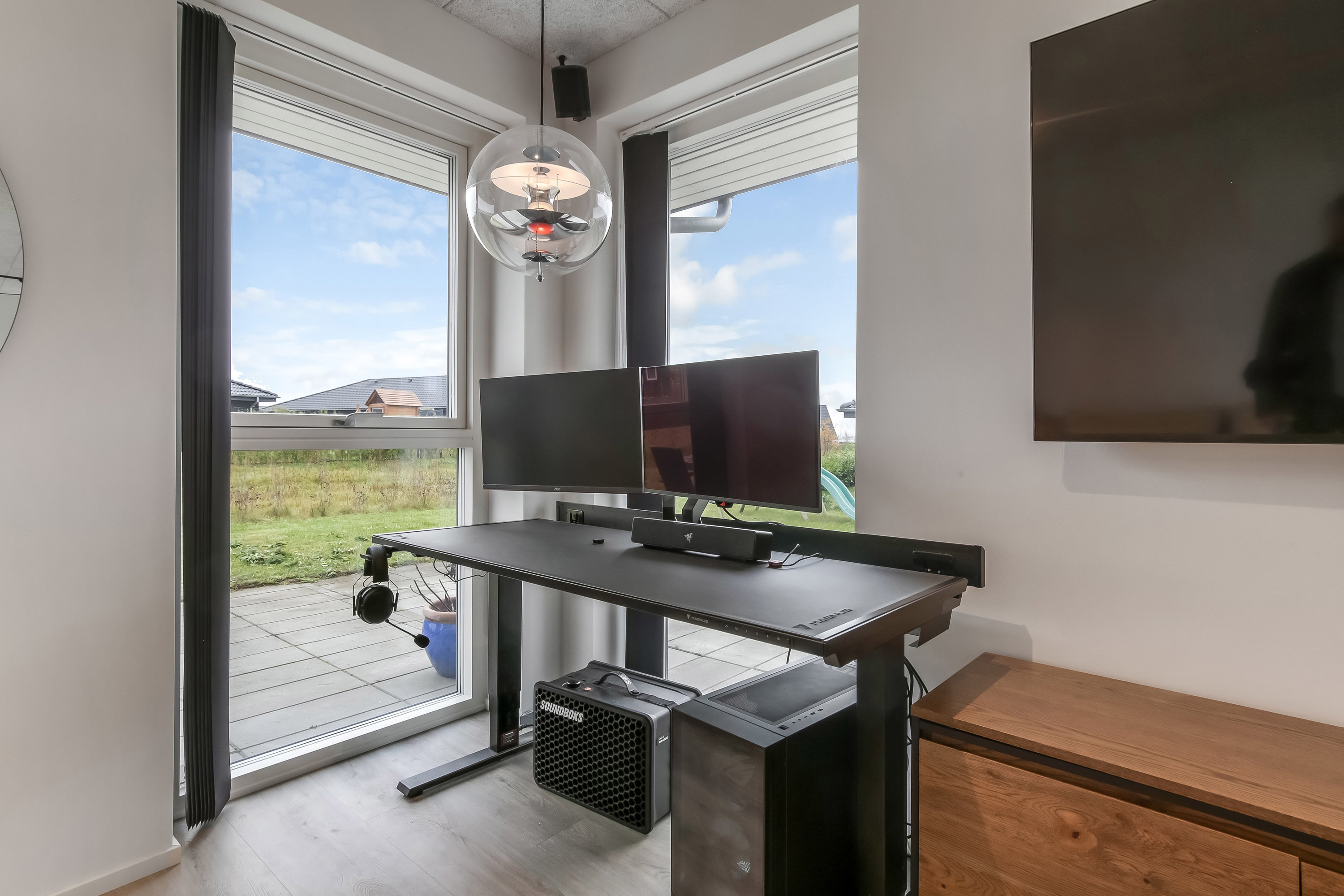 Fremhævet  billede i fuldskærmstilstand. Billede af Lappedykkervej 3, 8544 Mørke