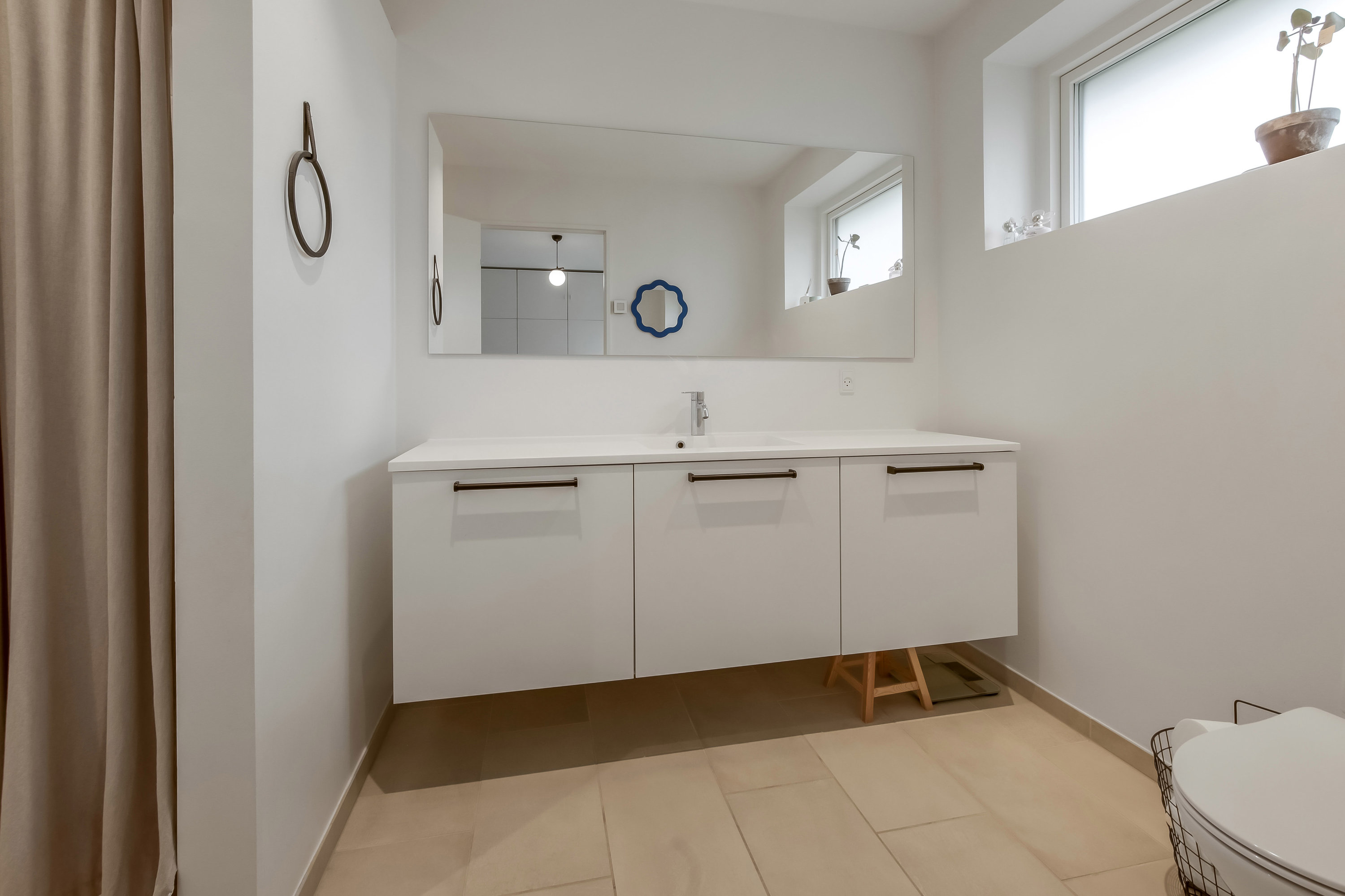 Fremhævet  billede i fuldskærmstilstand. Billede af Lappedykkervej 3, 8544 Mørke