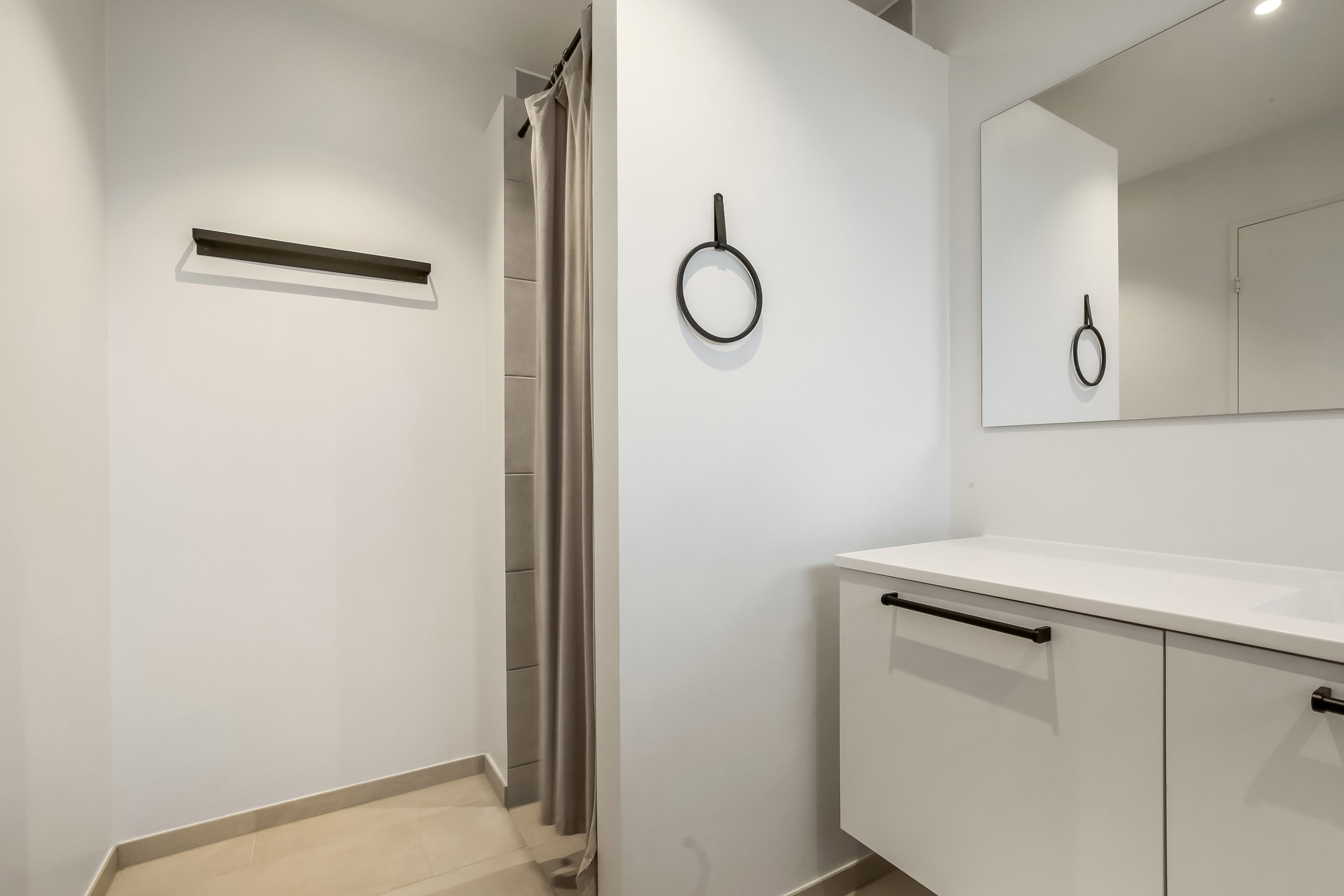 Fremhævet  billede i fuldskærmstilstand. Billede af Lappedykkervej 3, 8544 Mørke