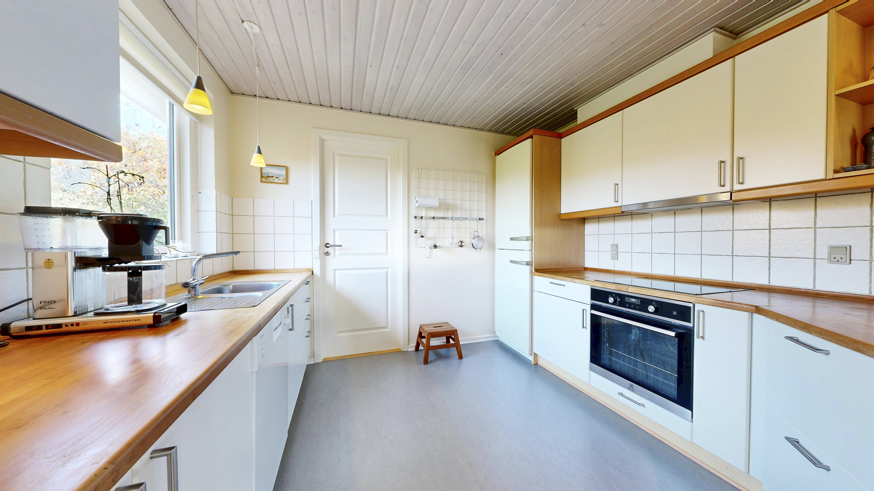 Fremhævet køkken billede i fuldskærmstilstand. Billede af Højmarkstoften 49, 8600 Silkeborg