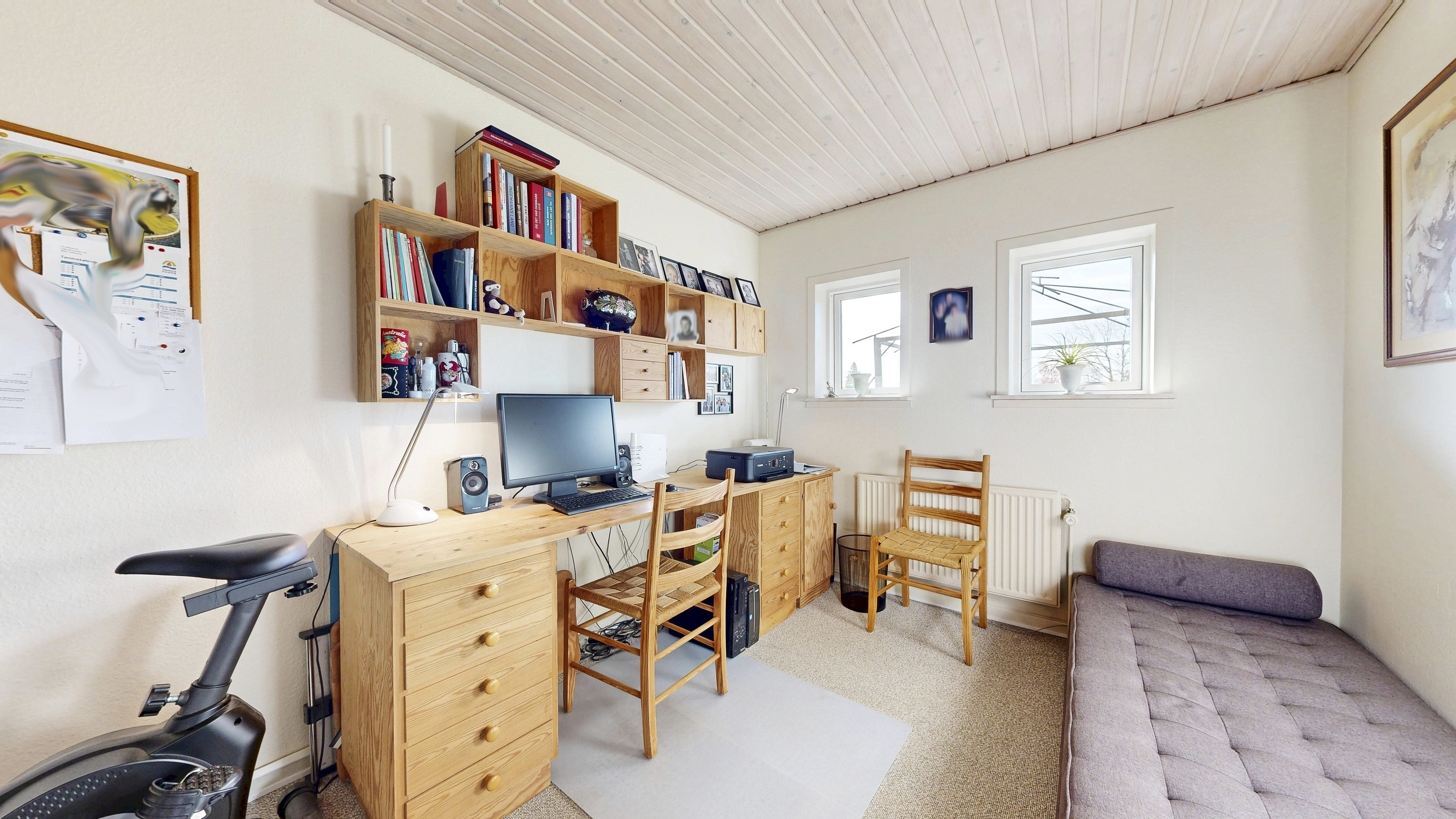 Fremhævet kontor billede i fuldskærmstilstand. Billede af Højmarkstoften 49, 8600 Silkeborg