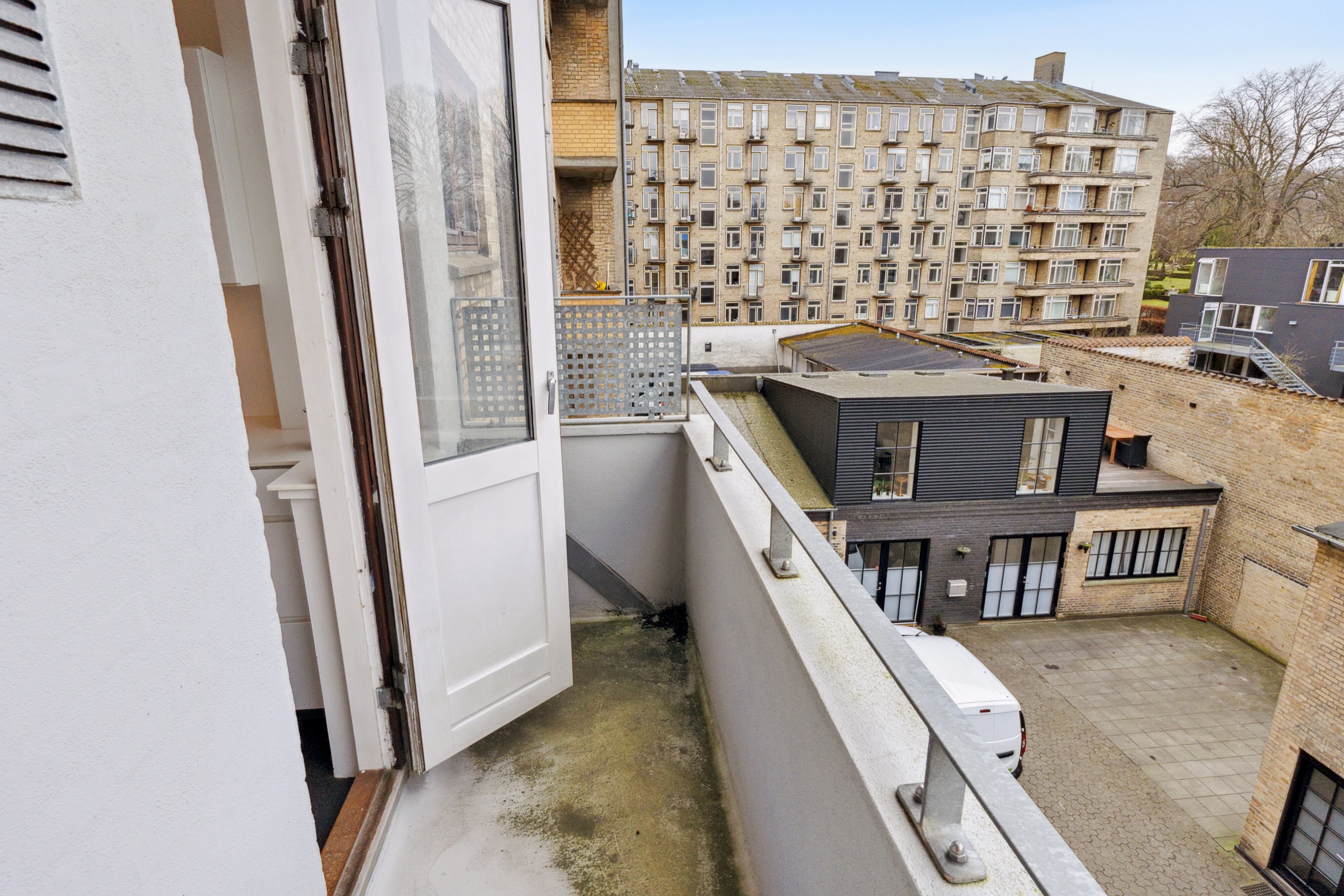 Miniaturebillede 1: altan. Billede af Vesterbro 19A, 2. th., 9000 Aalborg