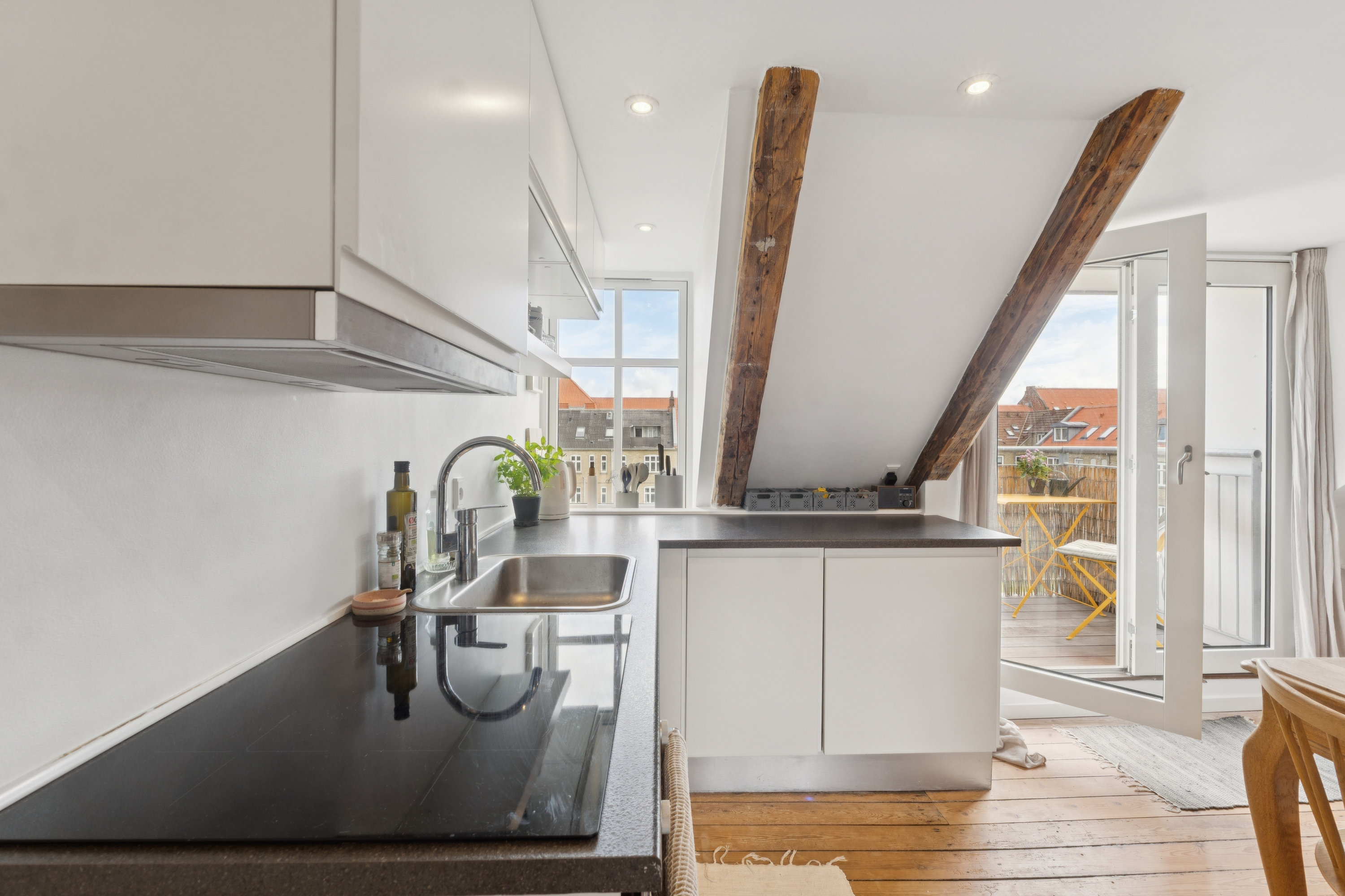 Fremhævet køkken-alrum billede i fuldskærmstilstand. Billede af Falstersgade 7, 2., 9000 Aalborg