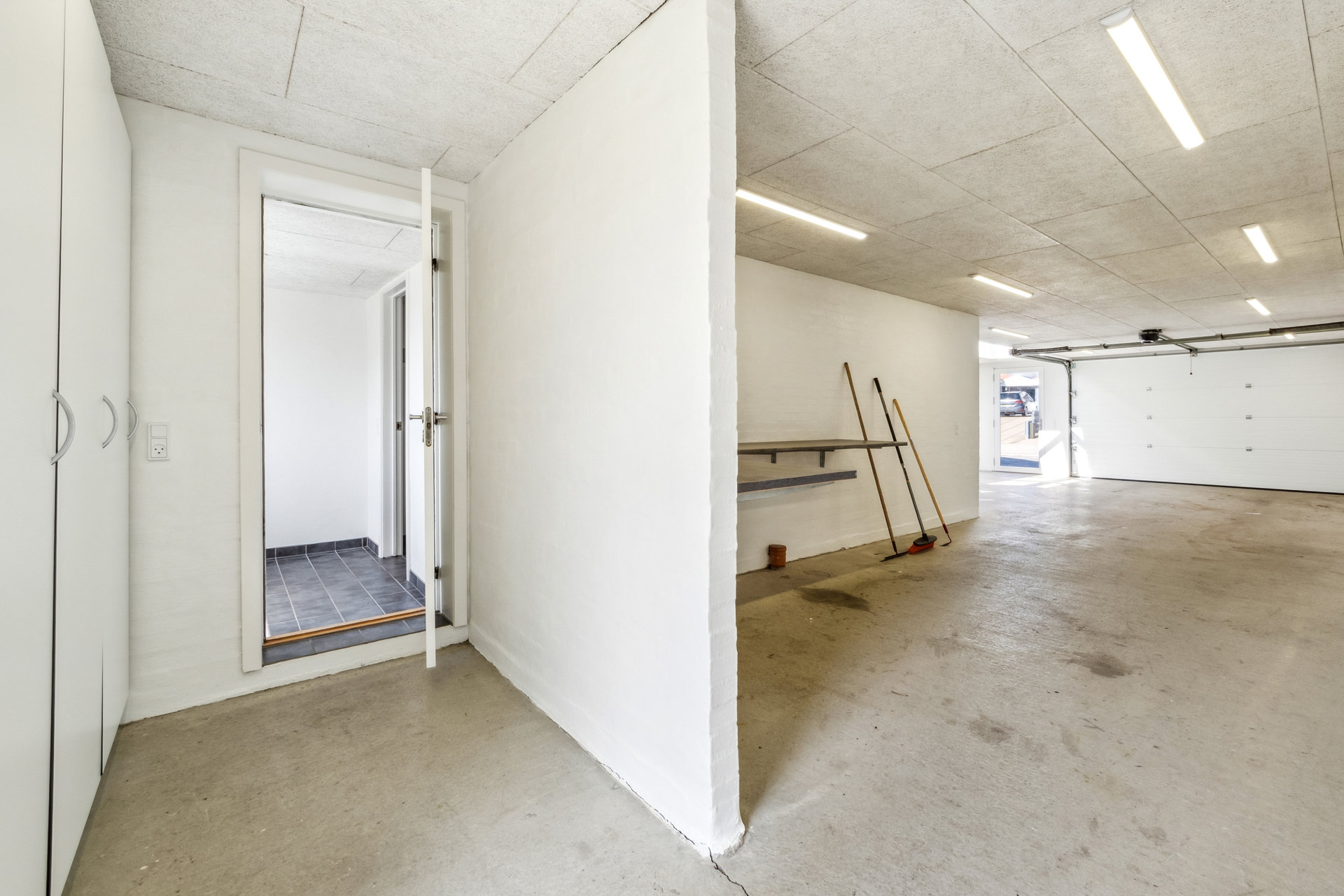 Fremhævet garage billede i fuldskærmstilstand. Billede af Havremarken 34, 7730 Hanstholm