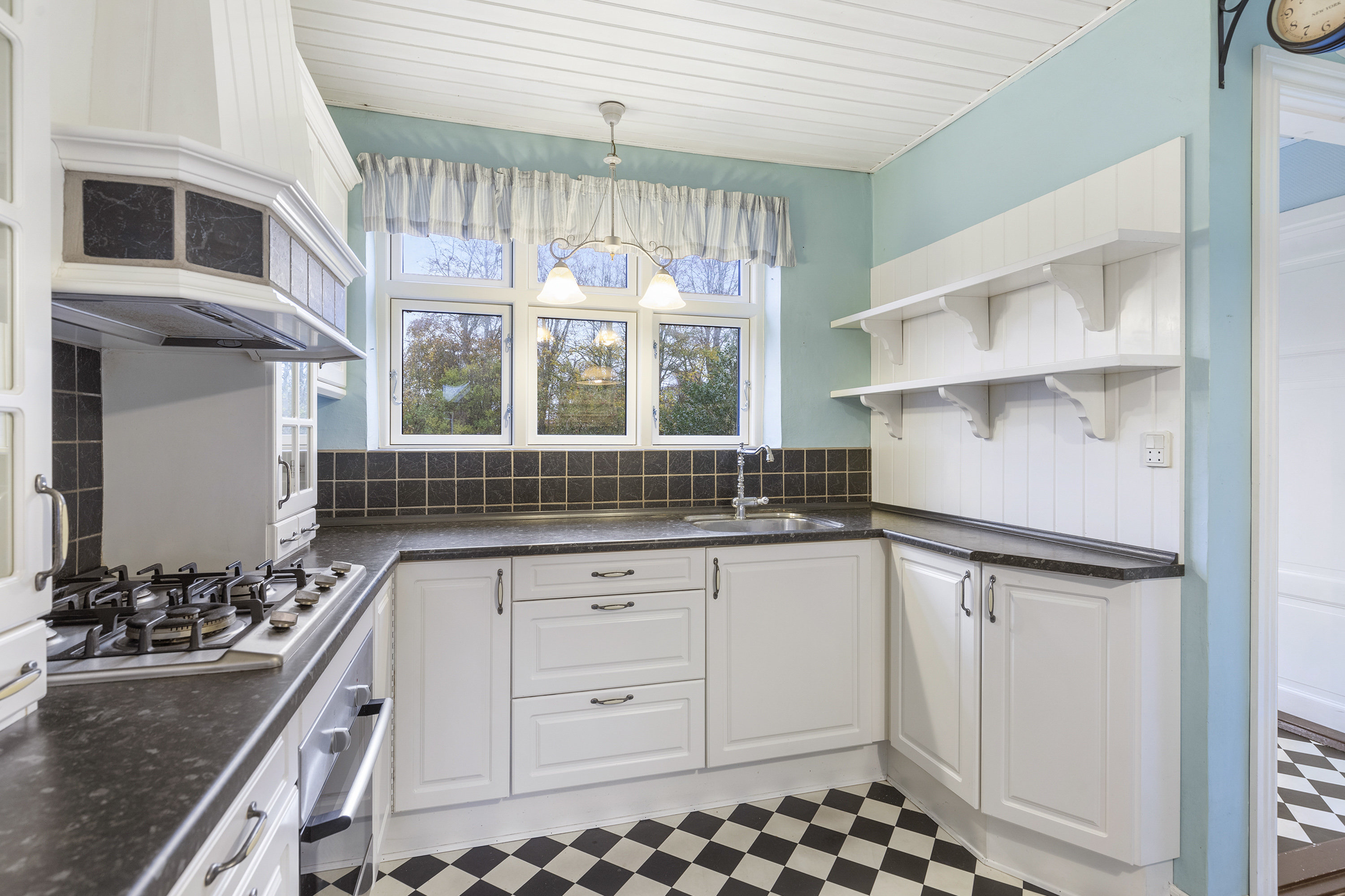 Miniaturebillede 1: køkken. Billede af Møllevej 19, 9760 Vrå