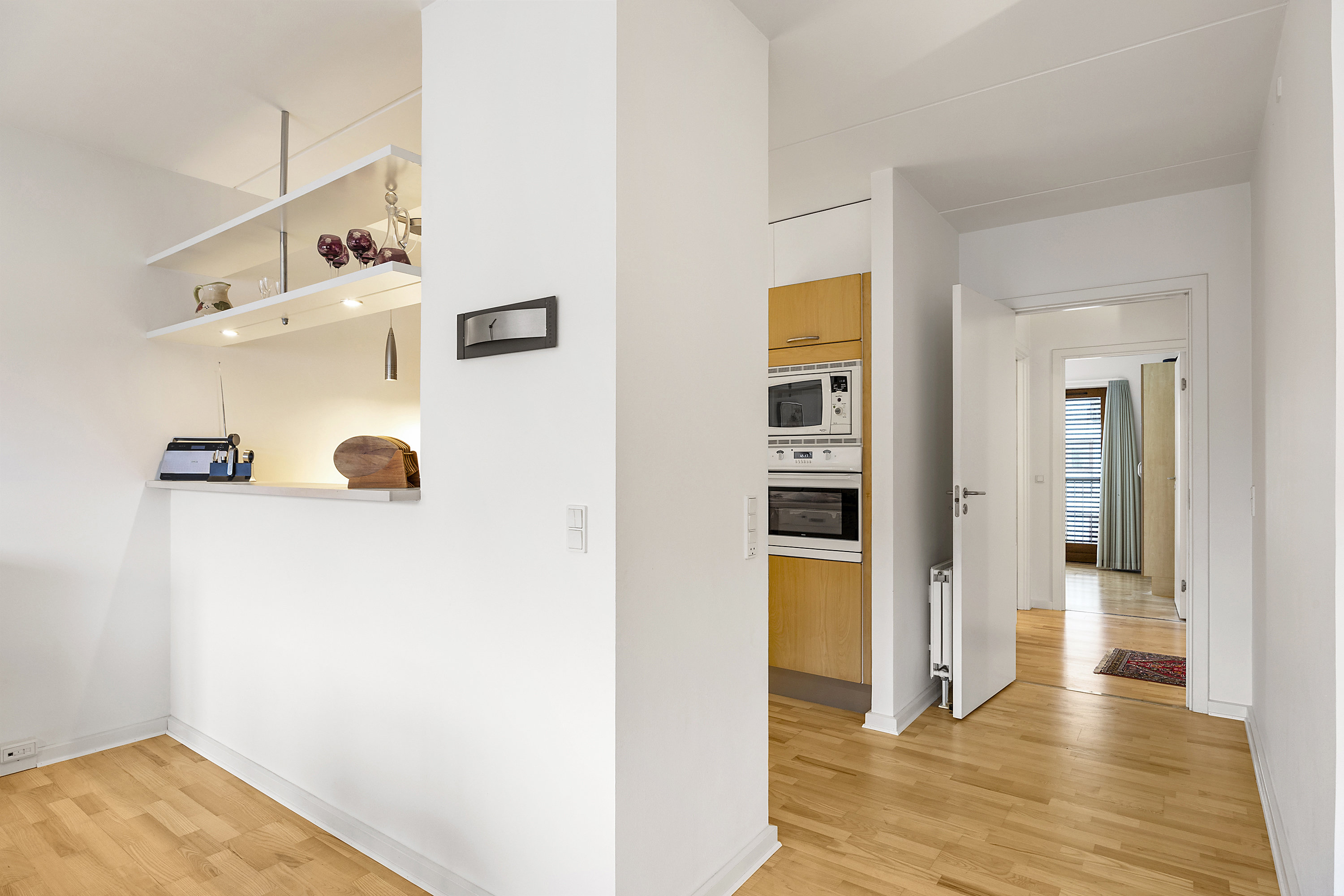 Fremhævet køkken billede i fuldskærmstilstand. Billede af Overgaden Neden Vandet 1B, 2. th., 1414 København K