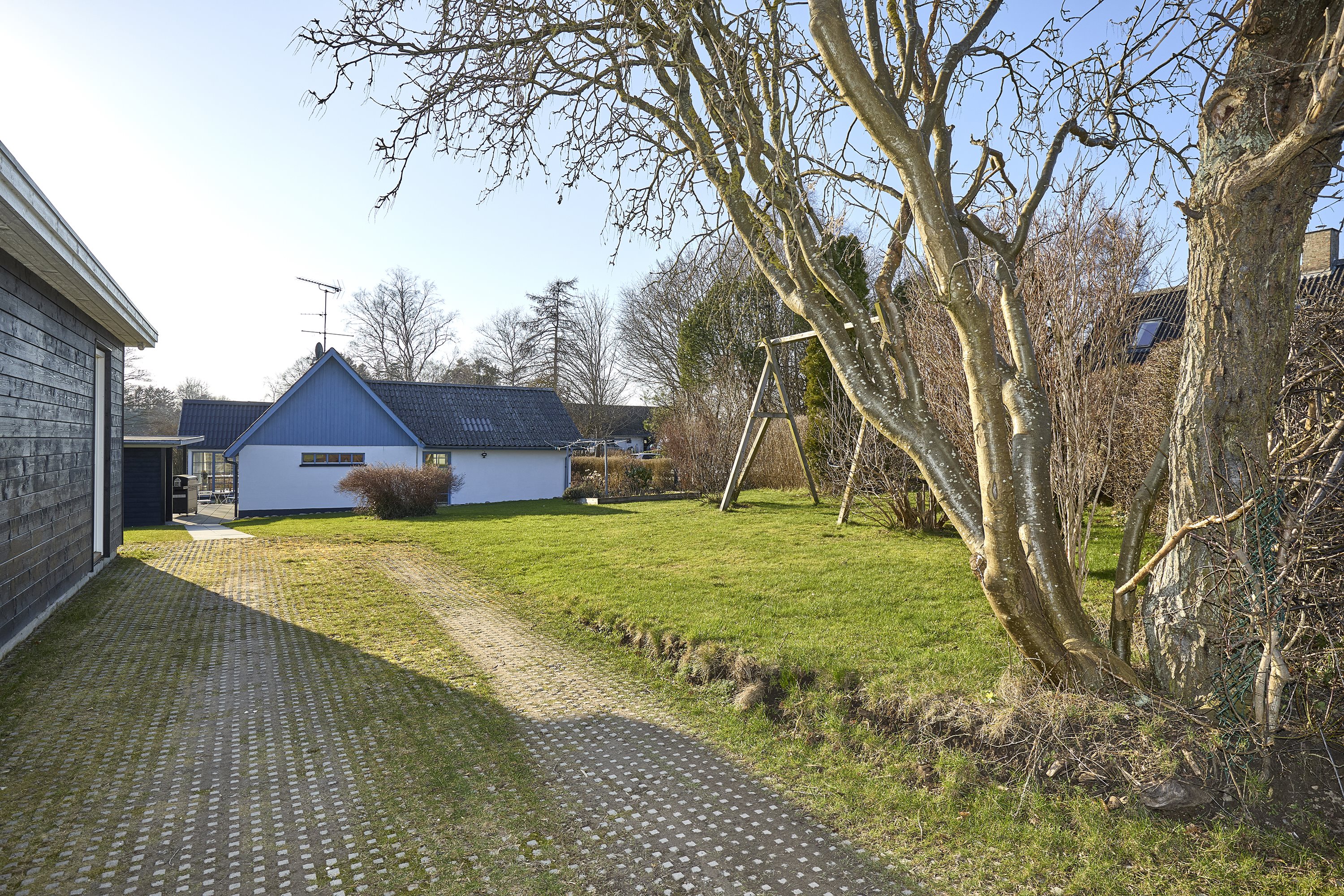 Fremhævet indkørsel billede i fuldskærmstilstand. Billede af Mosevej 19, 3230 Græsted