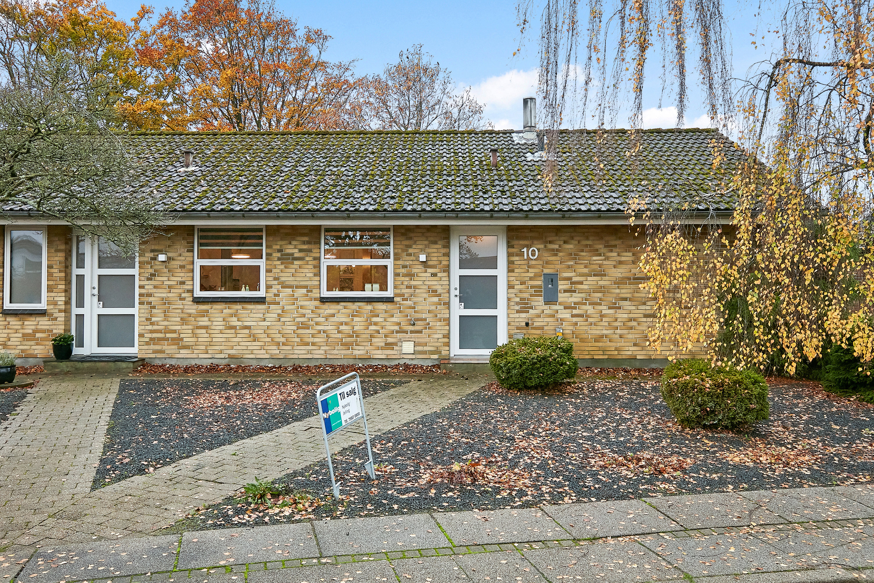 Miniaturebillede 1: ejendommen. Billede af Refshaven 10, 7321 Gadbjerg