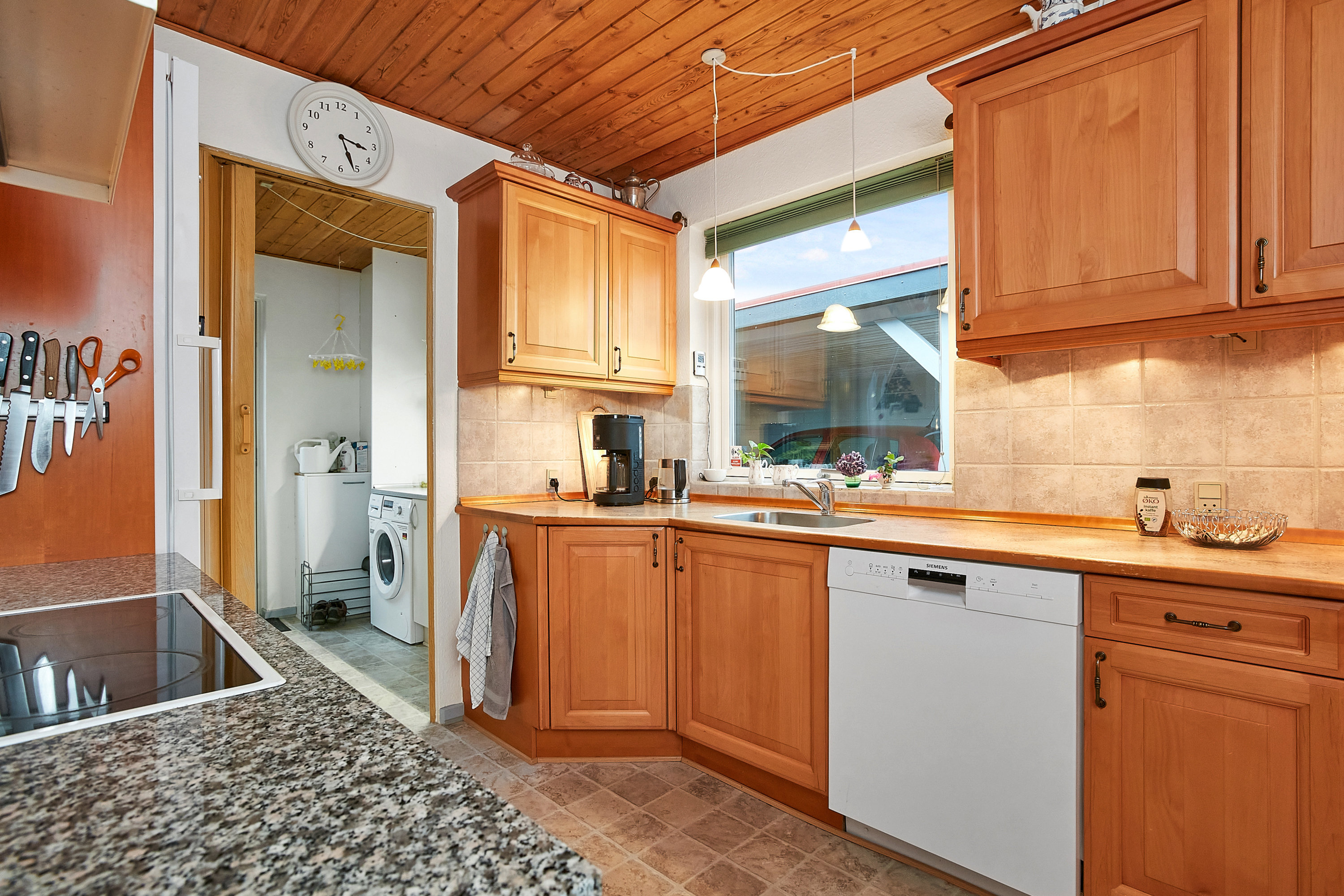 Fremhævet køkken billede i fuldskærmstilstand. Billede af Viborgvej 32, 7160 Tørring