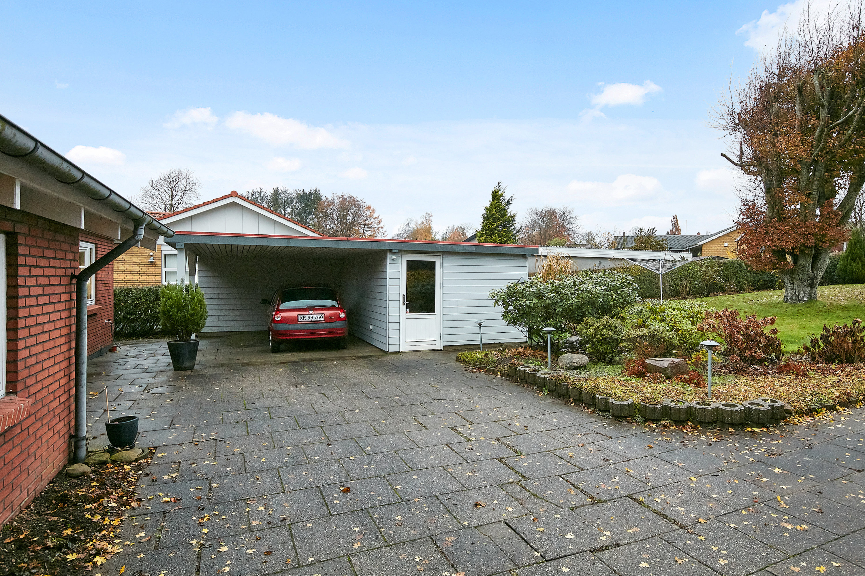 Fremhævet carport billede i fuldskærmstilstand. Billede af Viborgvej 32, 7160 Tørring