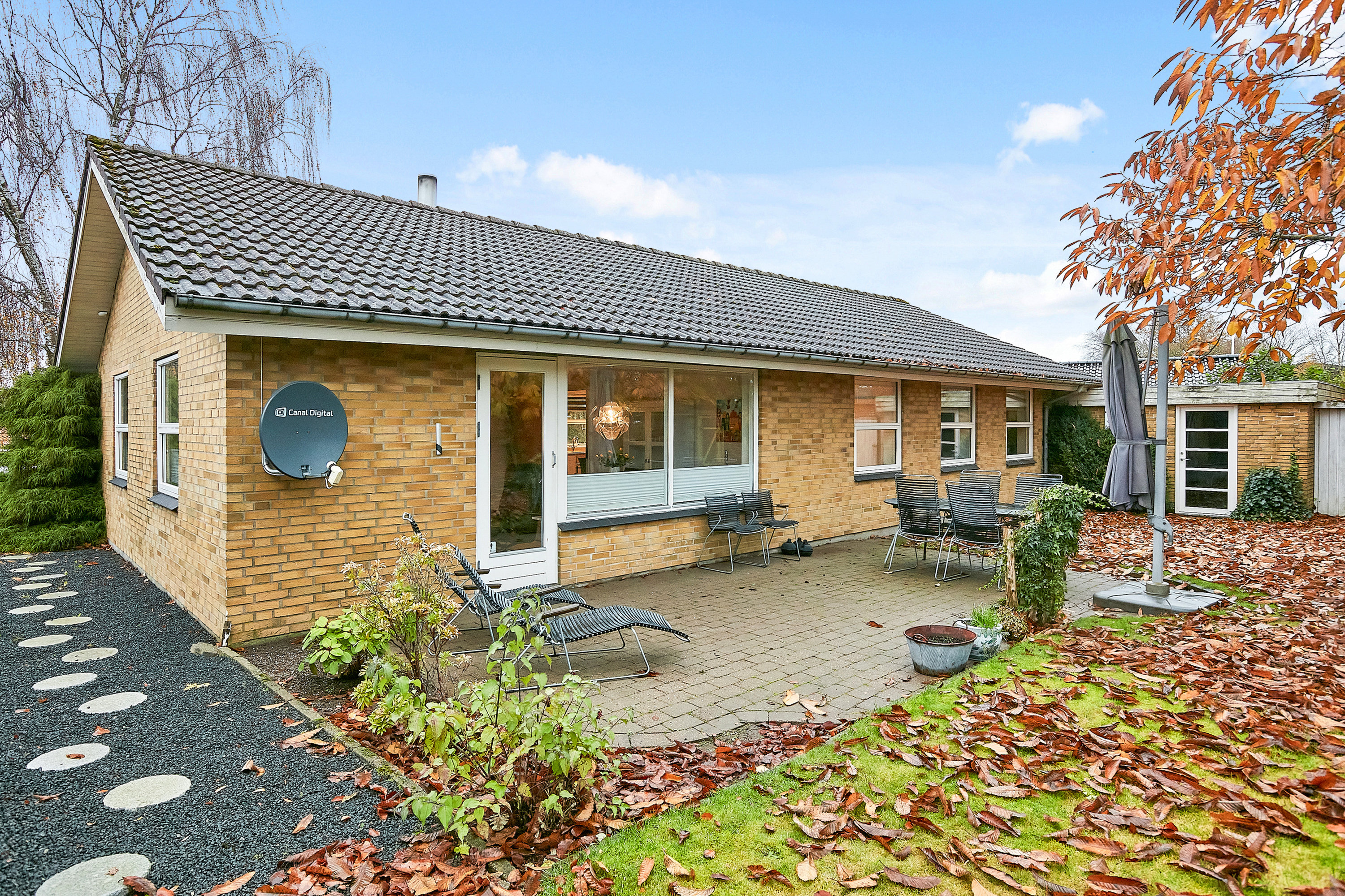 Miniaturebillede 2: ejendommen. Billede af Refshaven 10, 7321 Gadbjerg