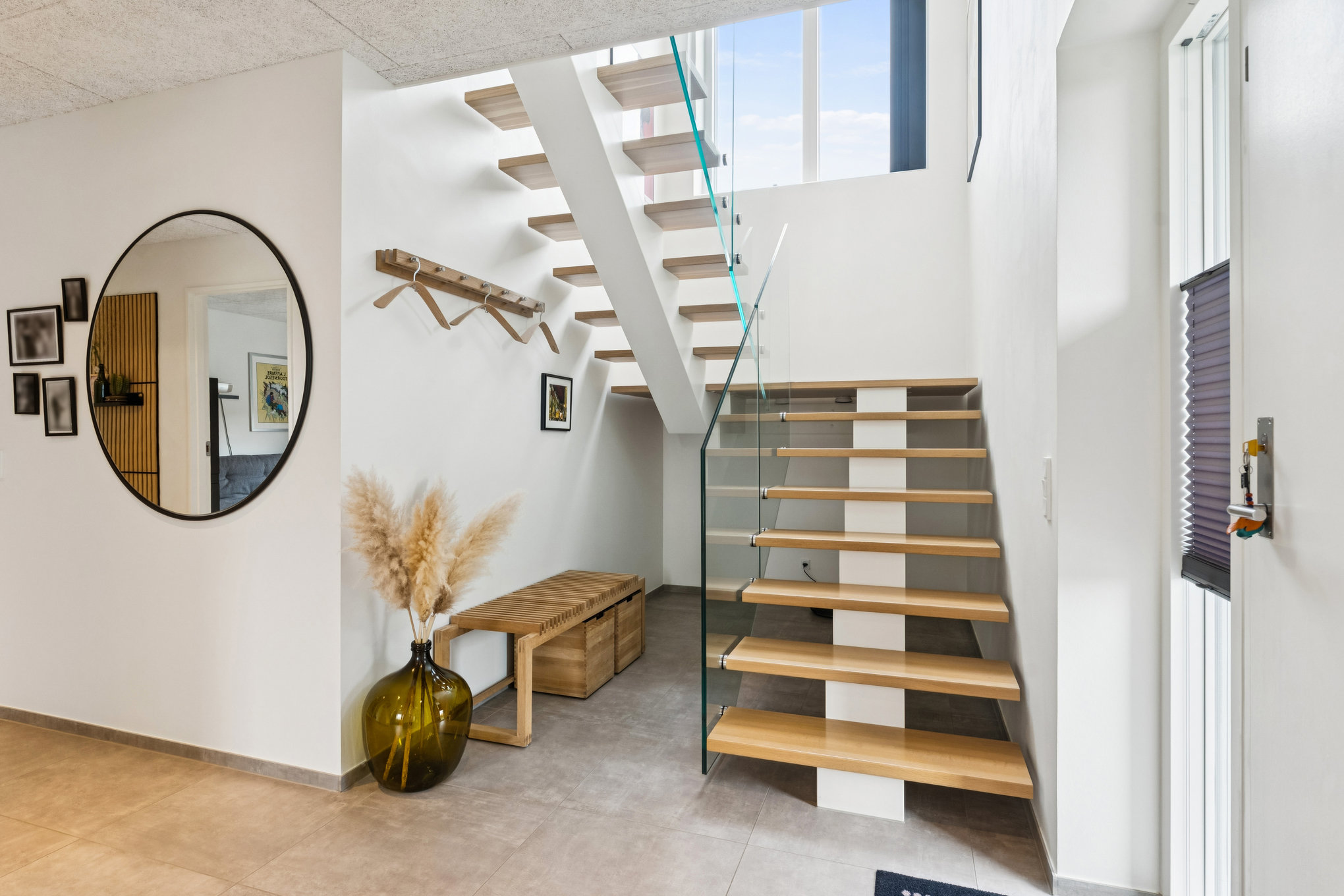 Fremhævet trappe billede i fuldskærmstilstand. Billede af Boikenvej 7, 8960 Randers SØ