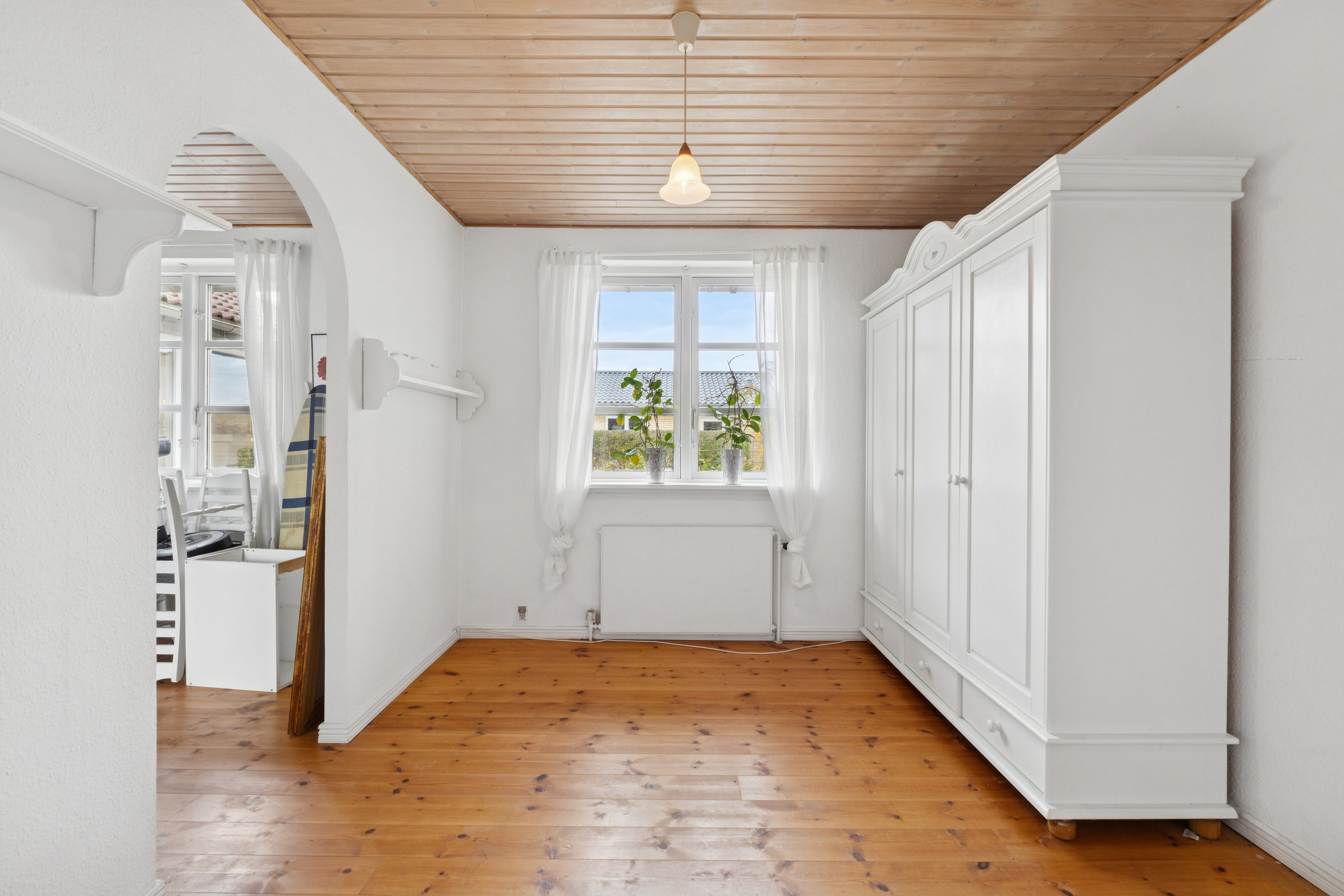 Fremhævet soveværelse billede i fuldskærmstilstand. Billede af Rugvangen 4, Otterup, 5450 Otterup