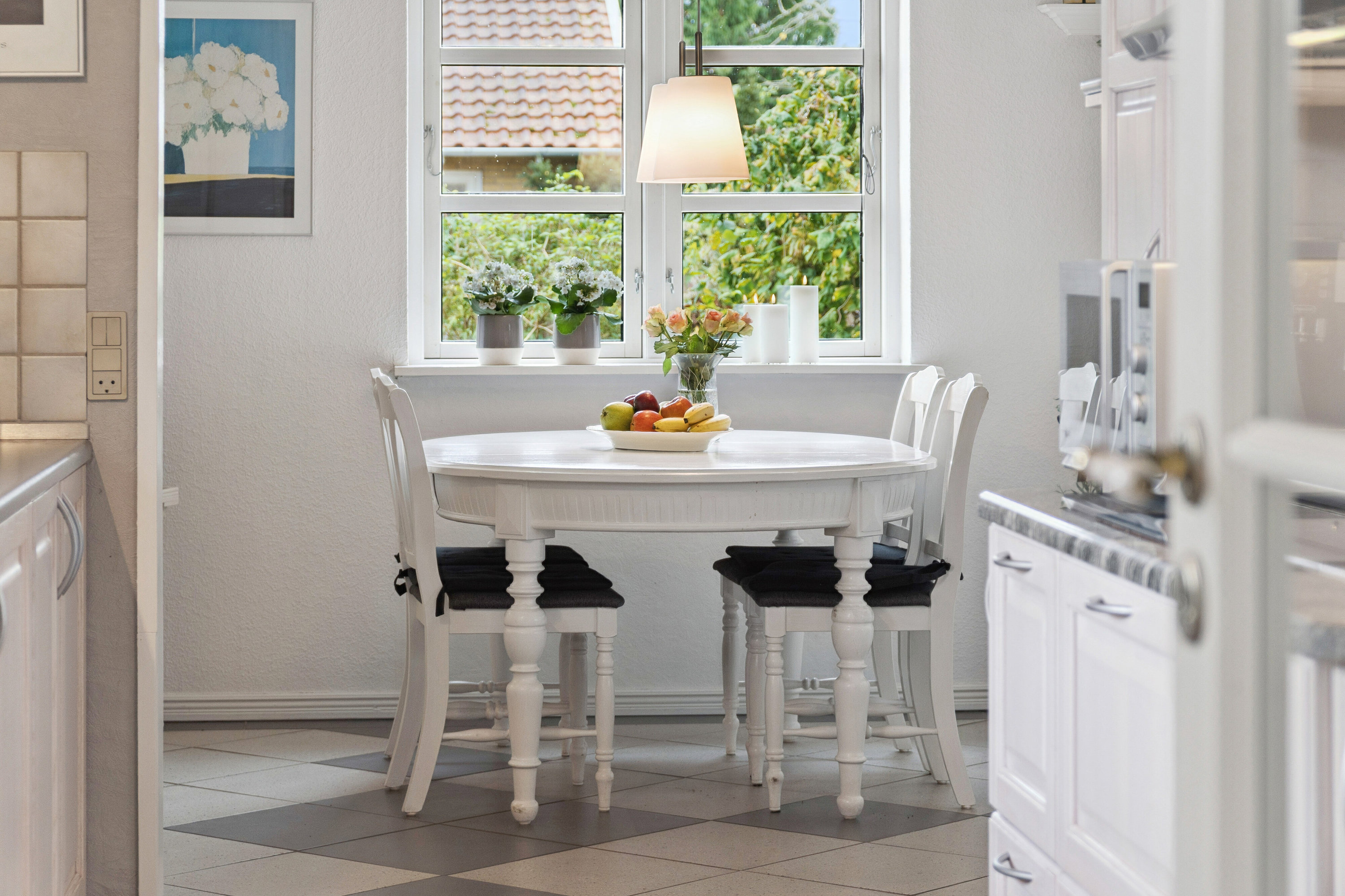 Fremhævet spisestue billede i fuldskærmstilstand. Billede af Rugvangen 4, Otterup, 5450 Otterup