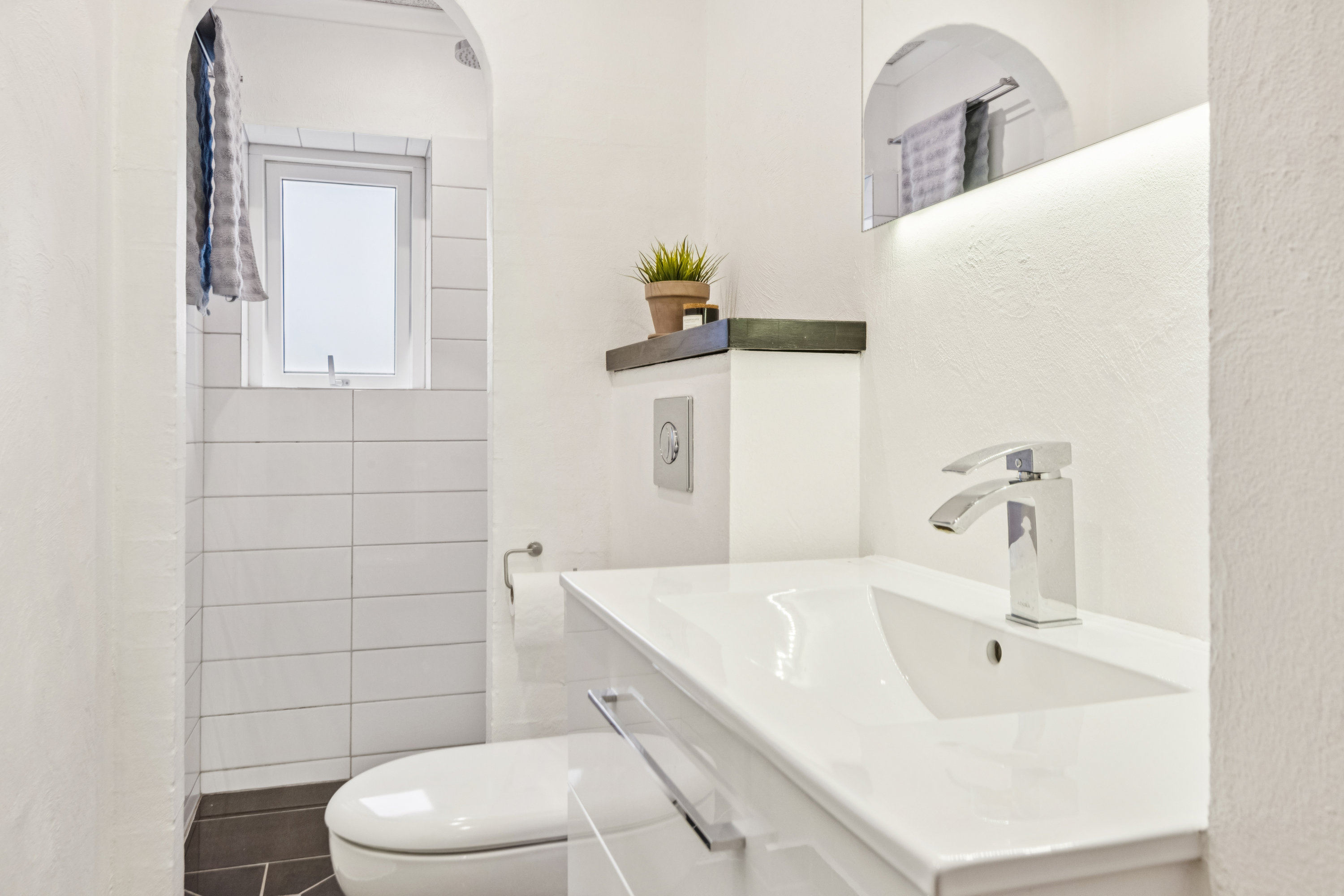 Fremhævet badeværelse billede i fuldskærmstilstand. Billede af Kastetvej 80, 3. th., 9000 Aalborg