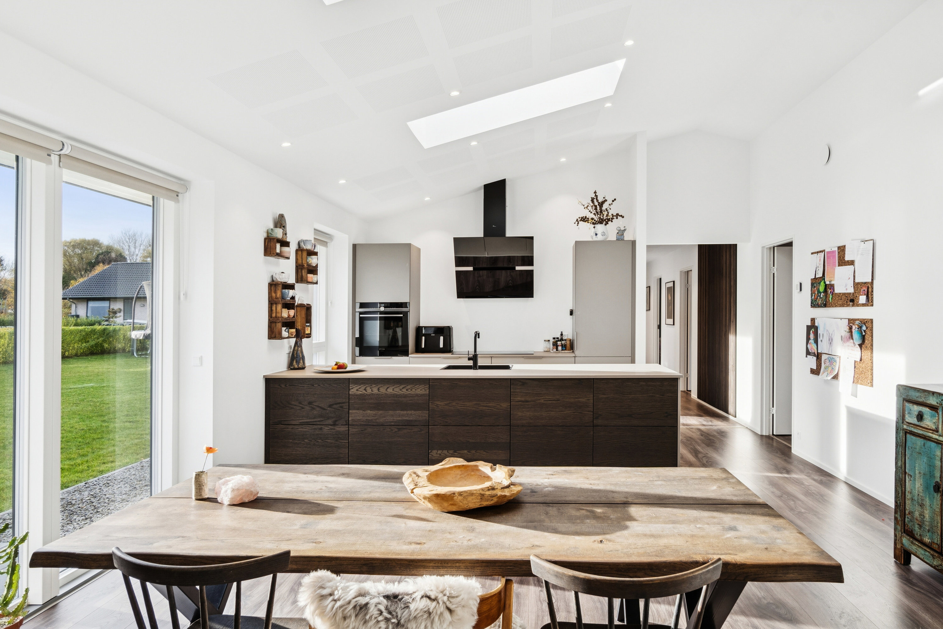 Fremhævet spisestue billede i fuldskærmstilstand. Billede af Æblehaven 6, 4500 Nykøbing Sj