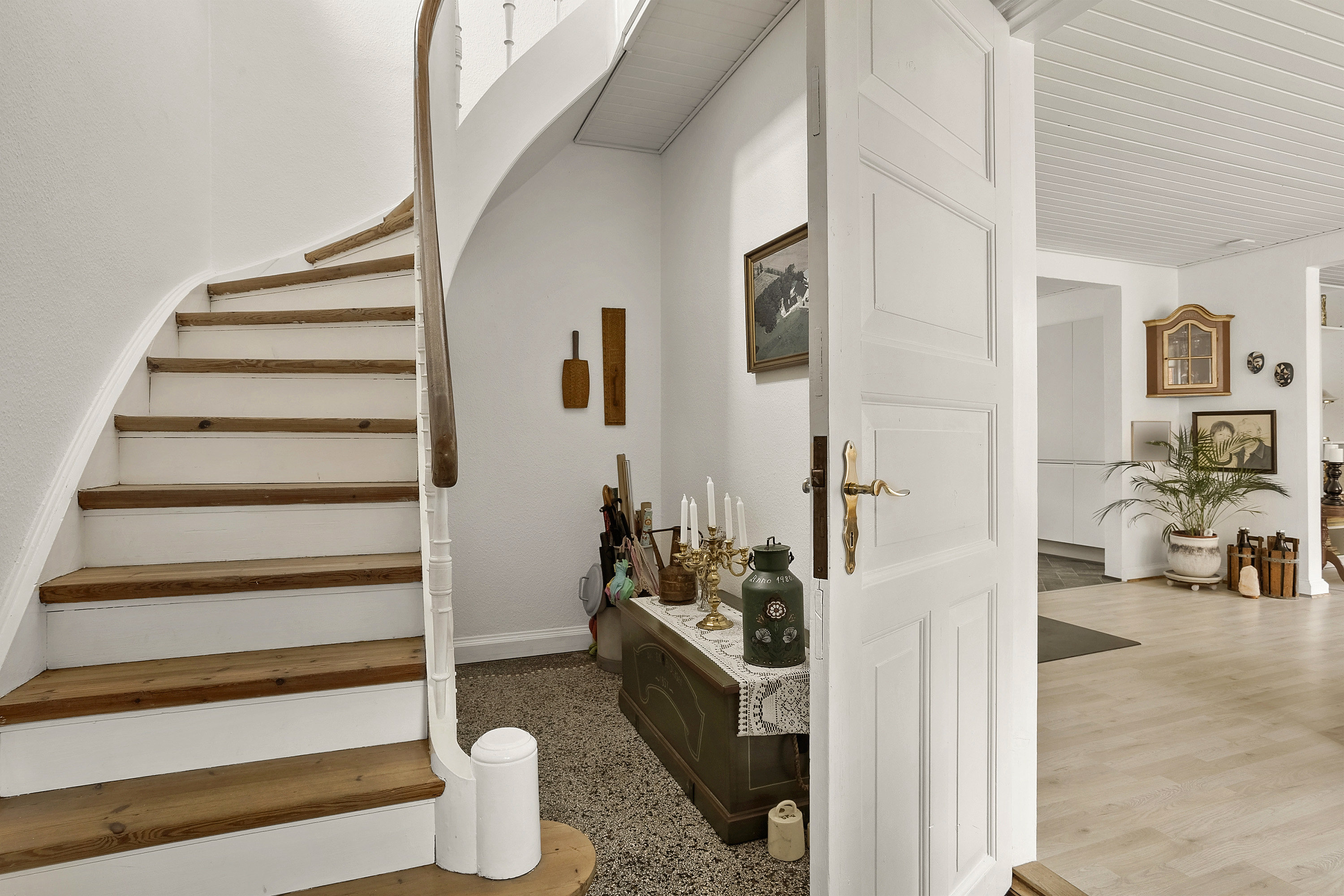 Miniaturebillede 2: entre. Billede af Øster Alle 14, 6600 Vejen