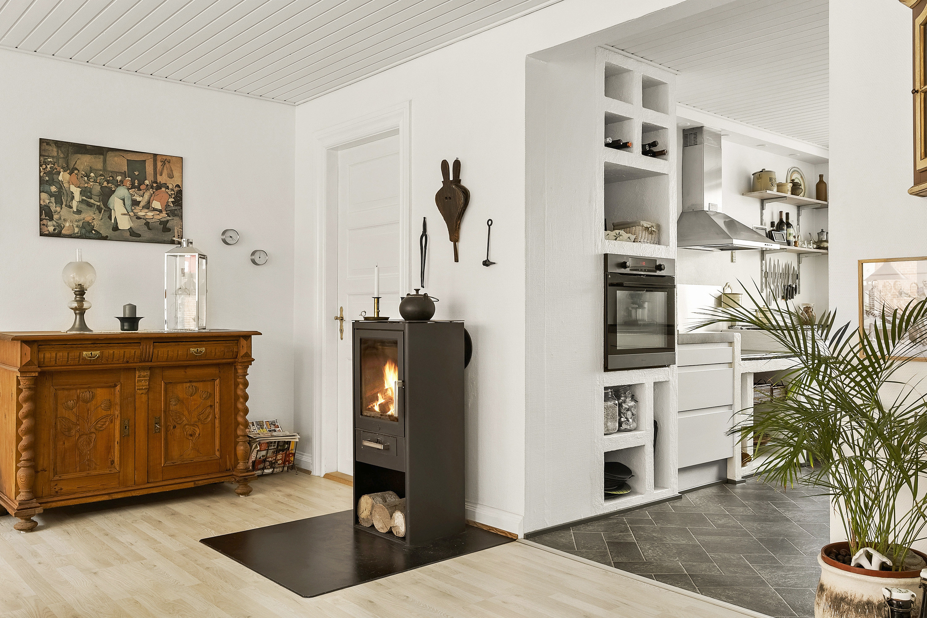 Fremhævet stue billede i fuldskærmstilstand. Billede af Øster Alle 14, 6600 Vejen