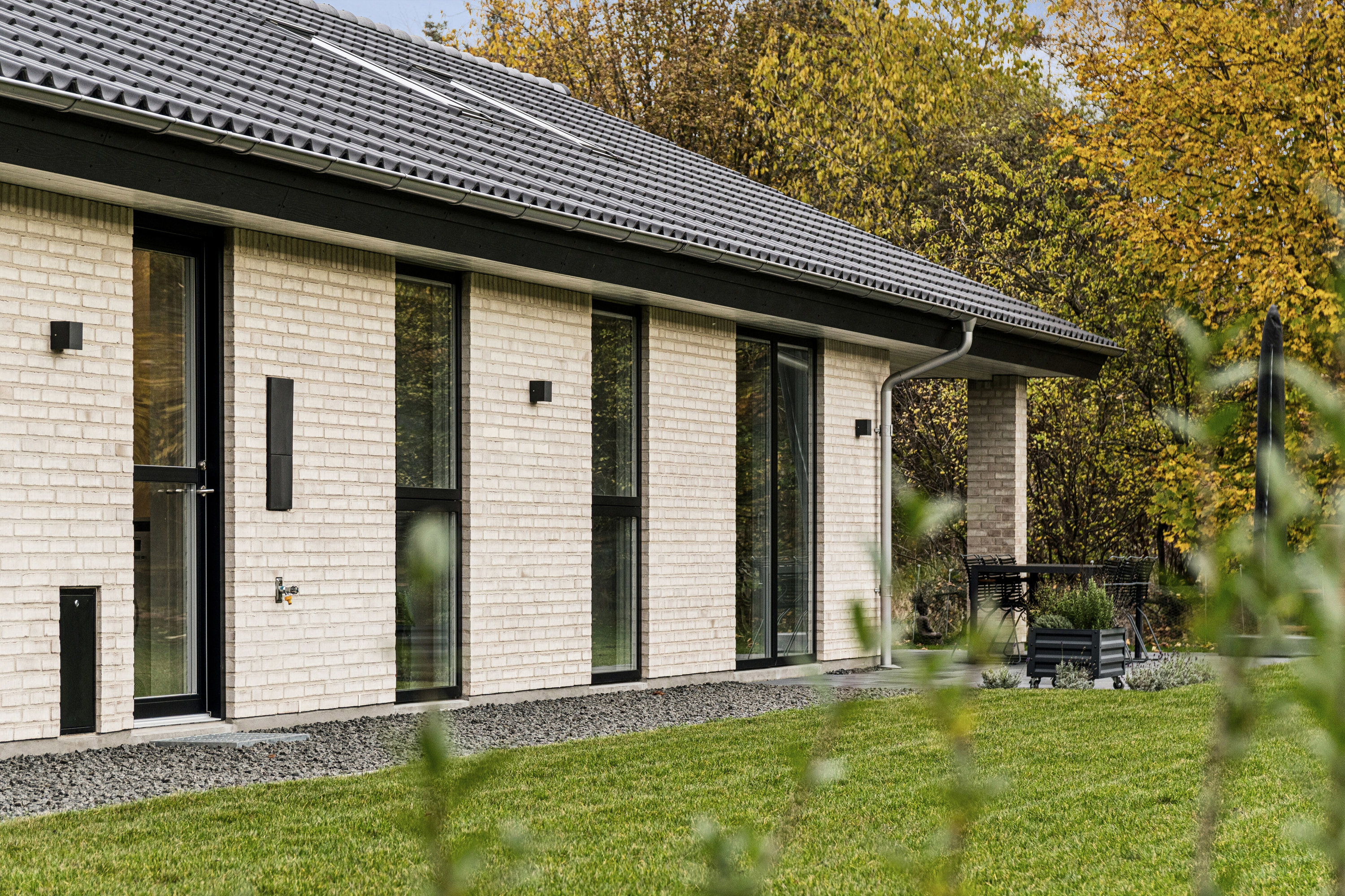 Fremhævet udendørs billede i fuldskærmstilstand. Billede af Æblehaven 6, 4500 Nykøbing Sj