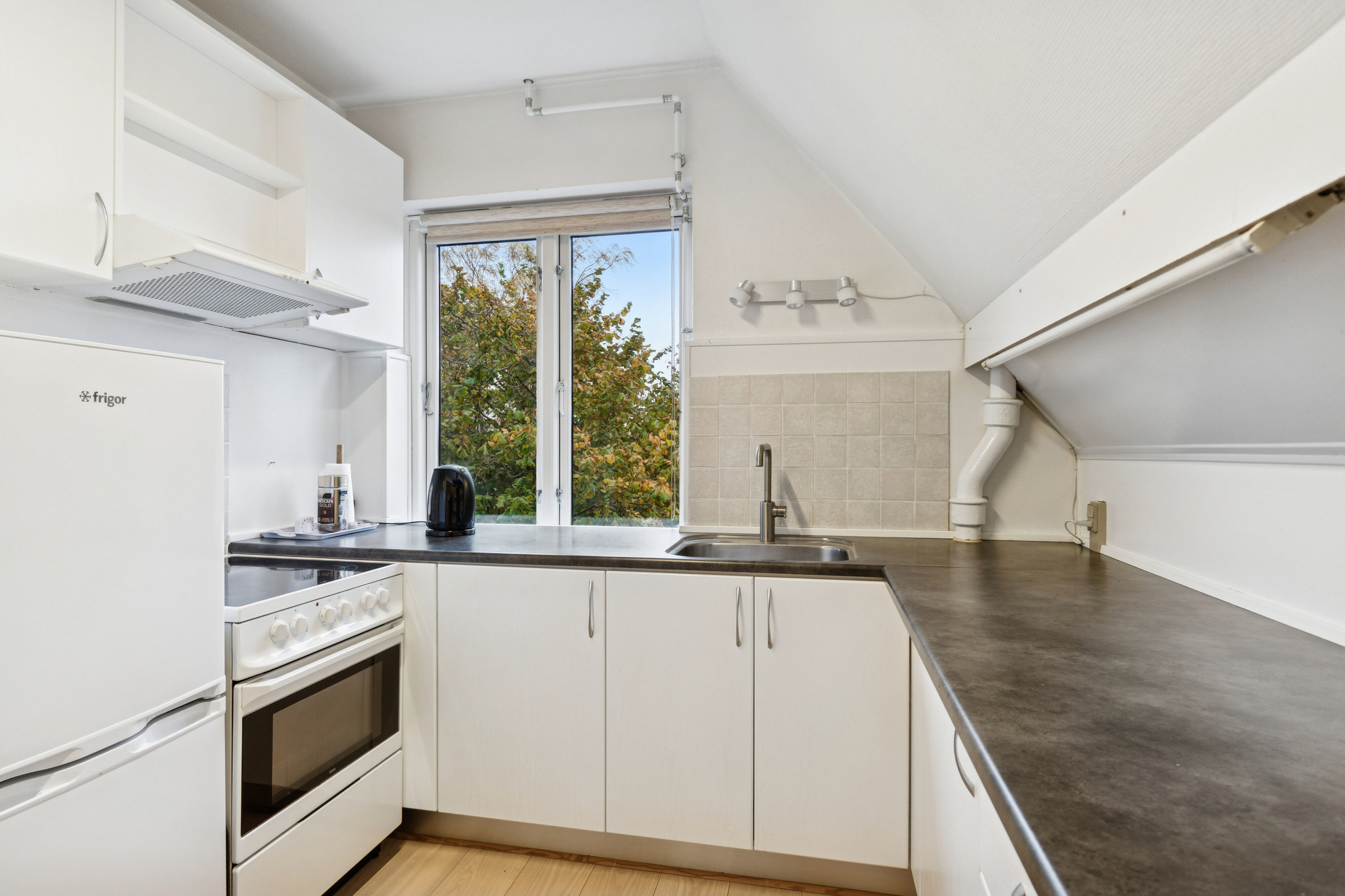 Fremhævet køkken billede i fuldskærmstilstand. Billede af Ørumvej 35, 1., 2650 Hvidovre