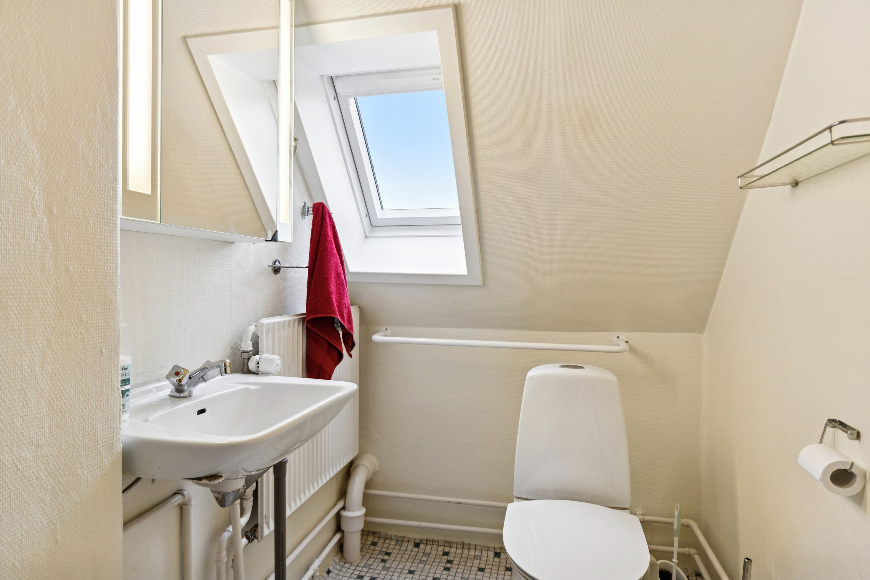 Fremhævet badeværelse billede i fuldskærmstilstand. Billede af Ørumvej 35, 1., 2650 Hvidovre