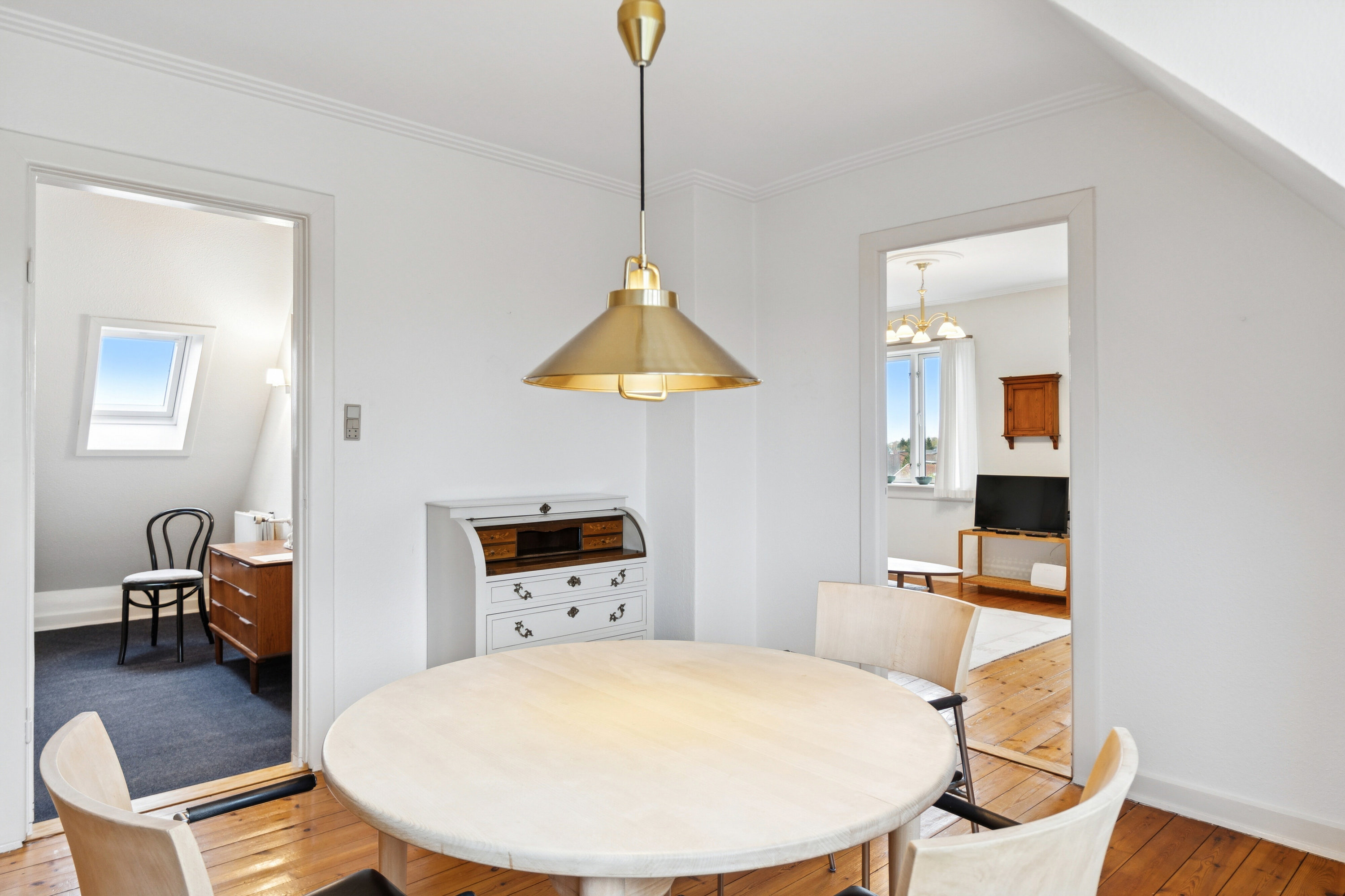 Fremhævet spisestue billede i fuldskærmstilstand. Billede af Ørumvej 35, 1., 2650 Hvidovre