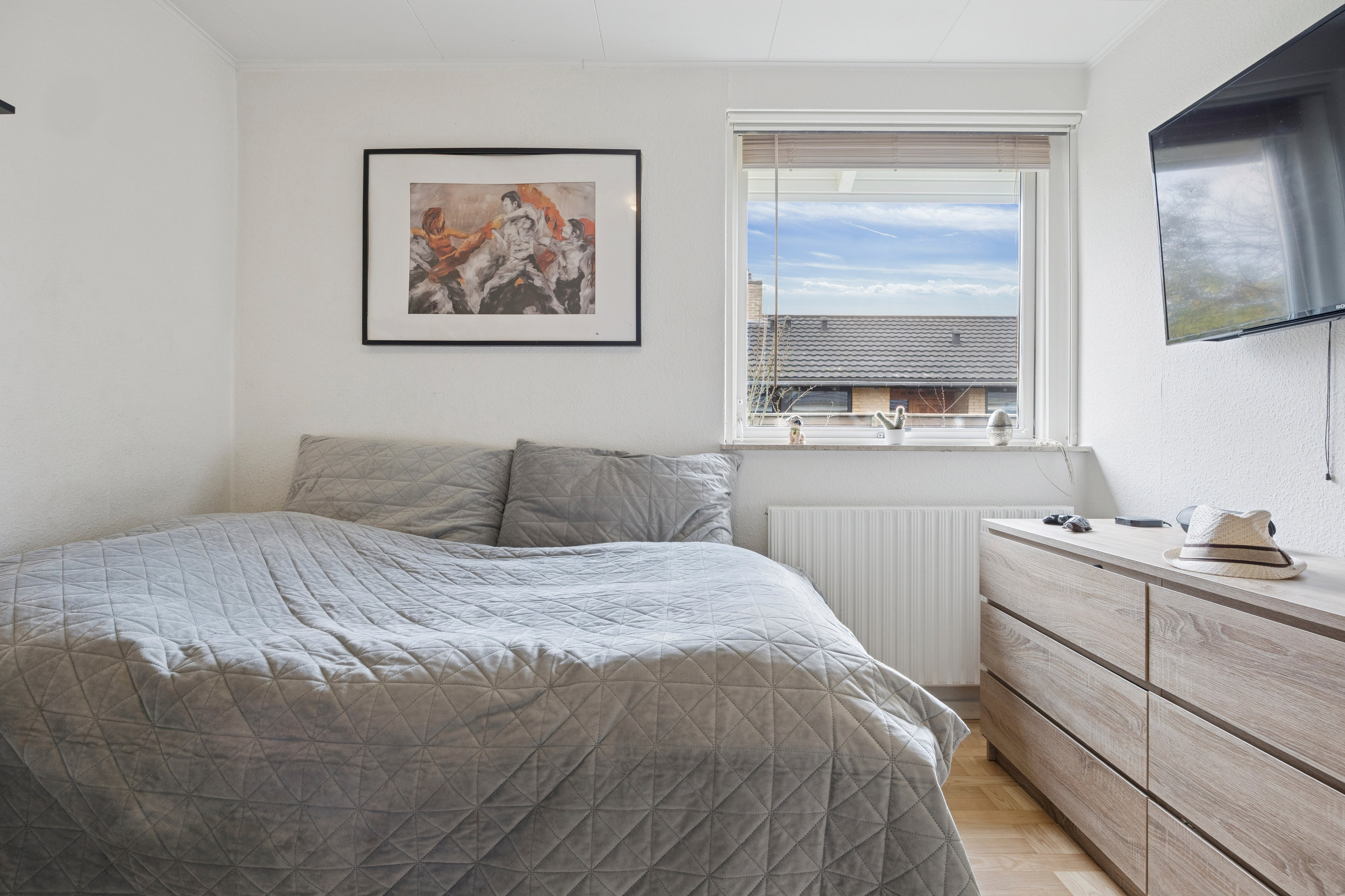 Fremhævet værelse billede i fuldskærmstilstand. Billede af Søen 28, 2690 Karlslunde