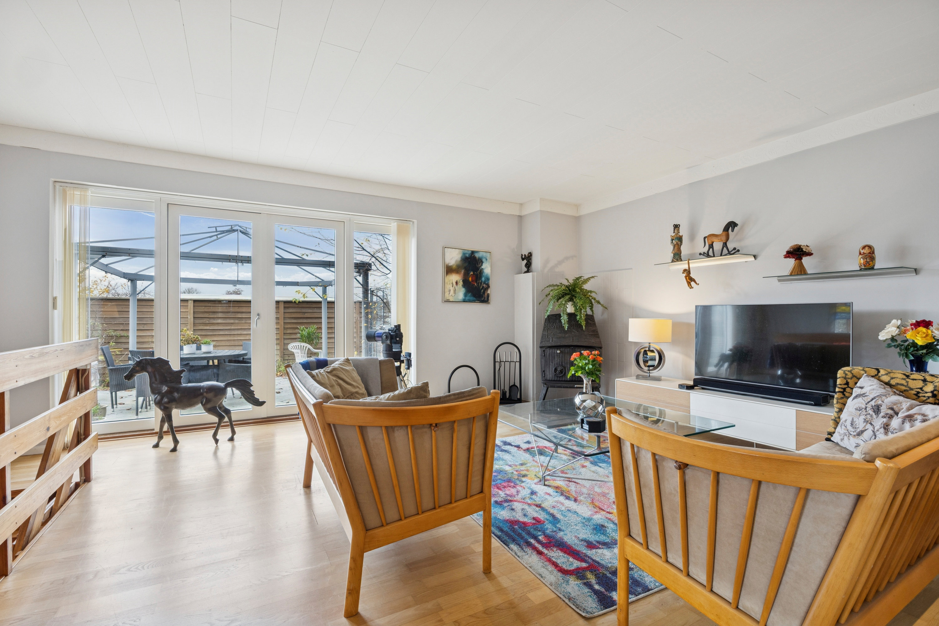 Fremhævet stue billede i fuldskærmstilstand. Billede af Søen 28, 2690 Karlslunde