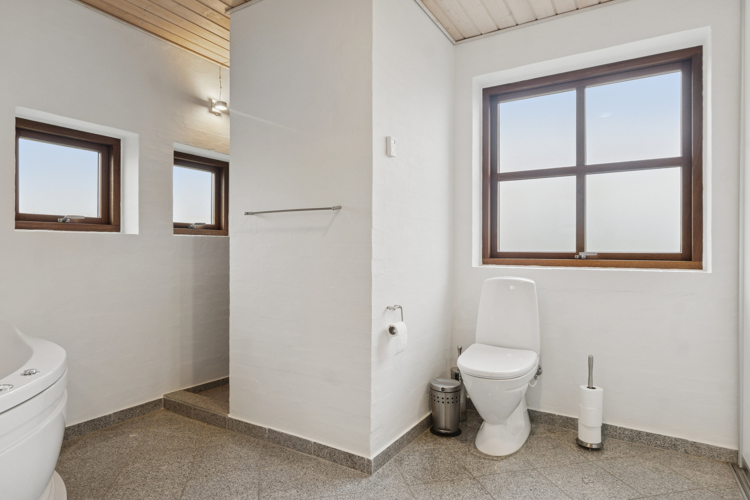 Fremhævet badeværelse billede i fuldskærmstilstand. Billede af Niels Juels Vej 41, Stenbjerg, 7752 Snedsted