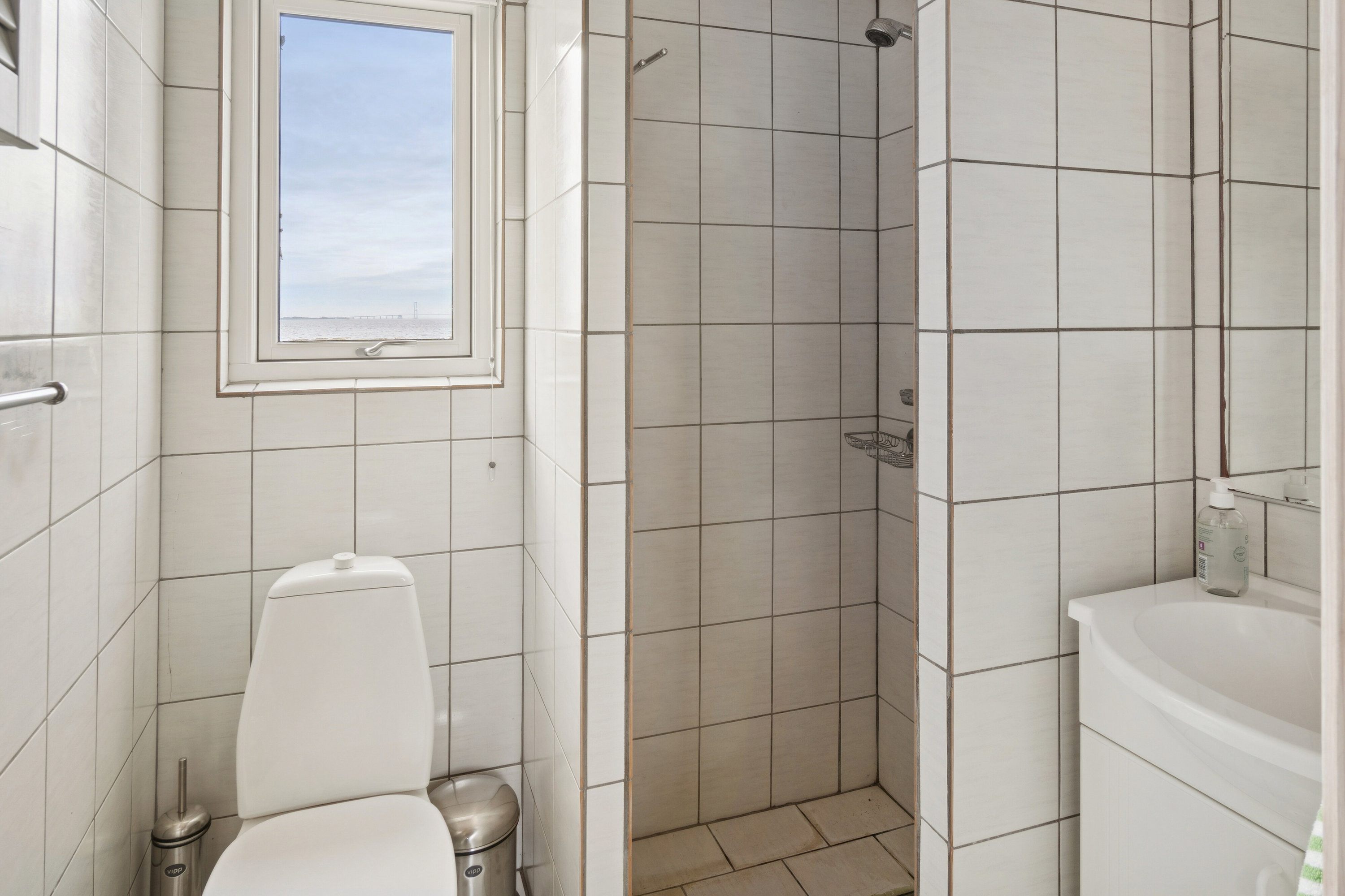 Fremhævet badeværelse billede i fuldskærmstilstand. Billede af Klinten 2, 4200 Slagelse