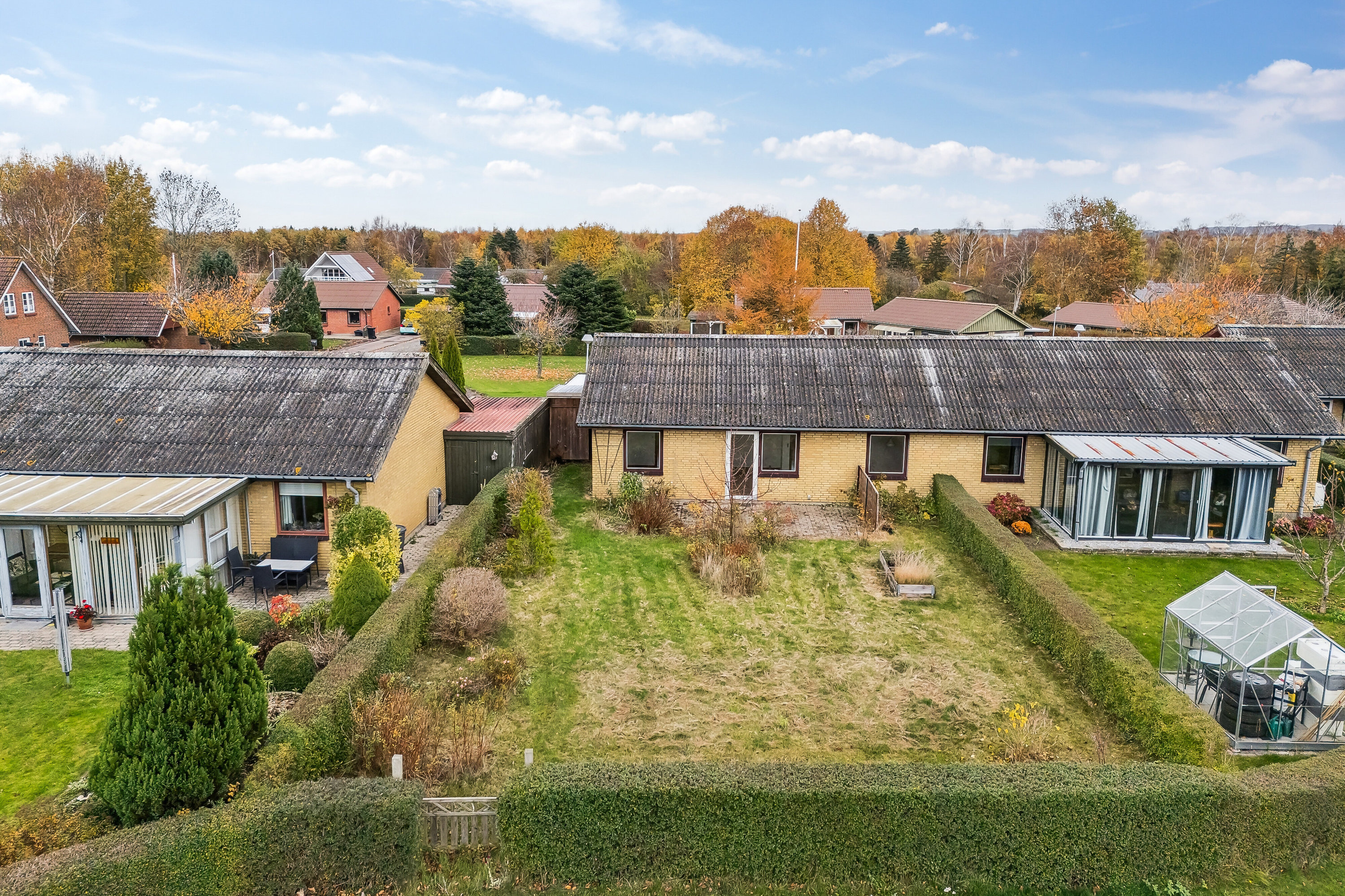 Fremhævet set fra haven billede i fuldskærmstilstand. Billede af Lerbjergvej 7B, 4470 Svebølle