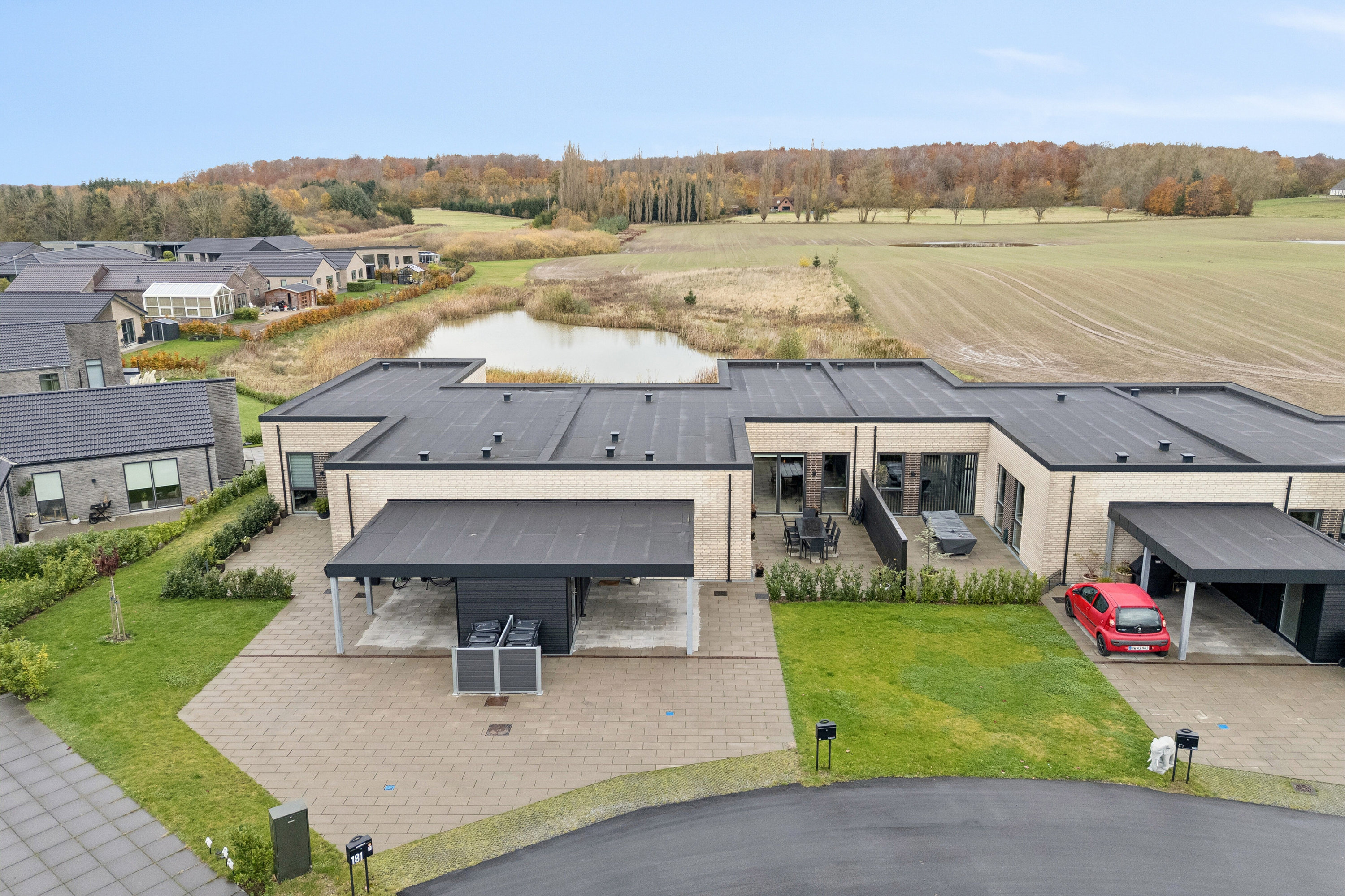 Fremhævet luftfoto billede i fuldskærmstilstand. Billede af Klosterlunden 183, 4700 Næstved