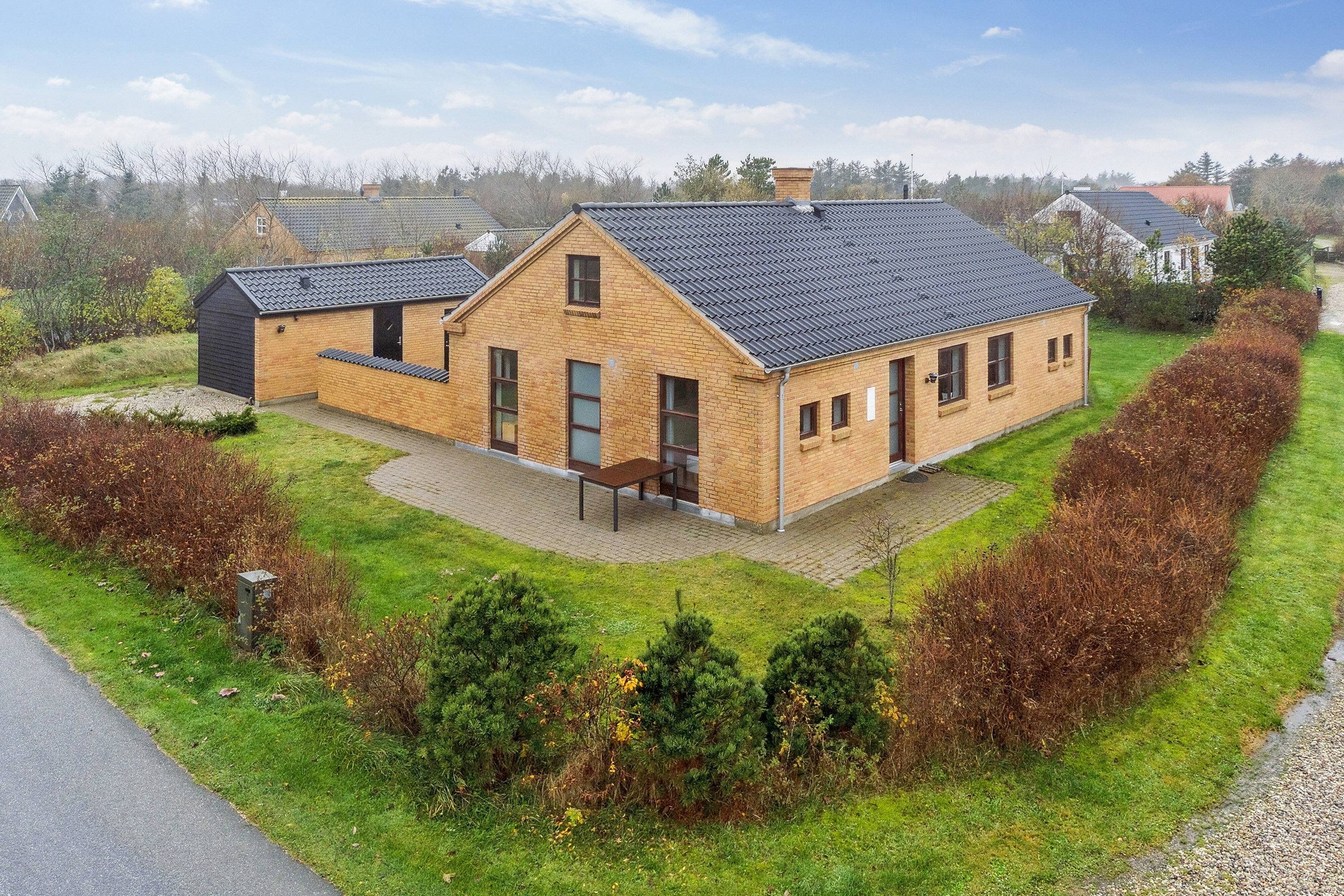 Miniaturebillede 1: set fra haven. Billede af Niels Juels Vej 41, Stenbjerg, 7752 Snedsted