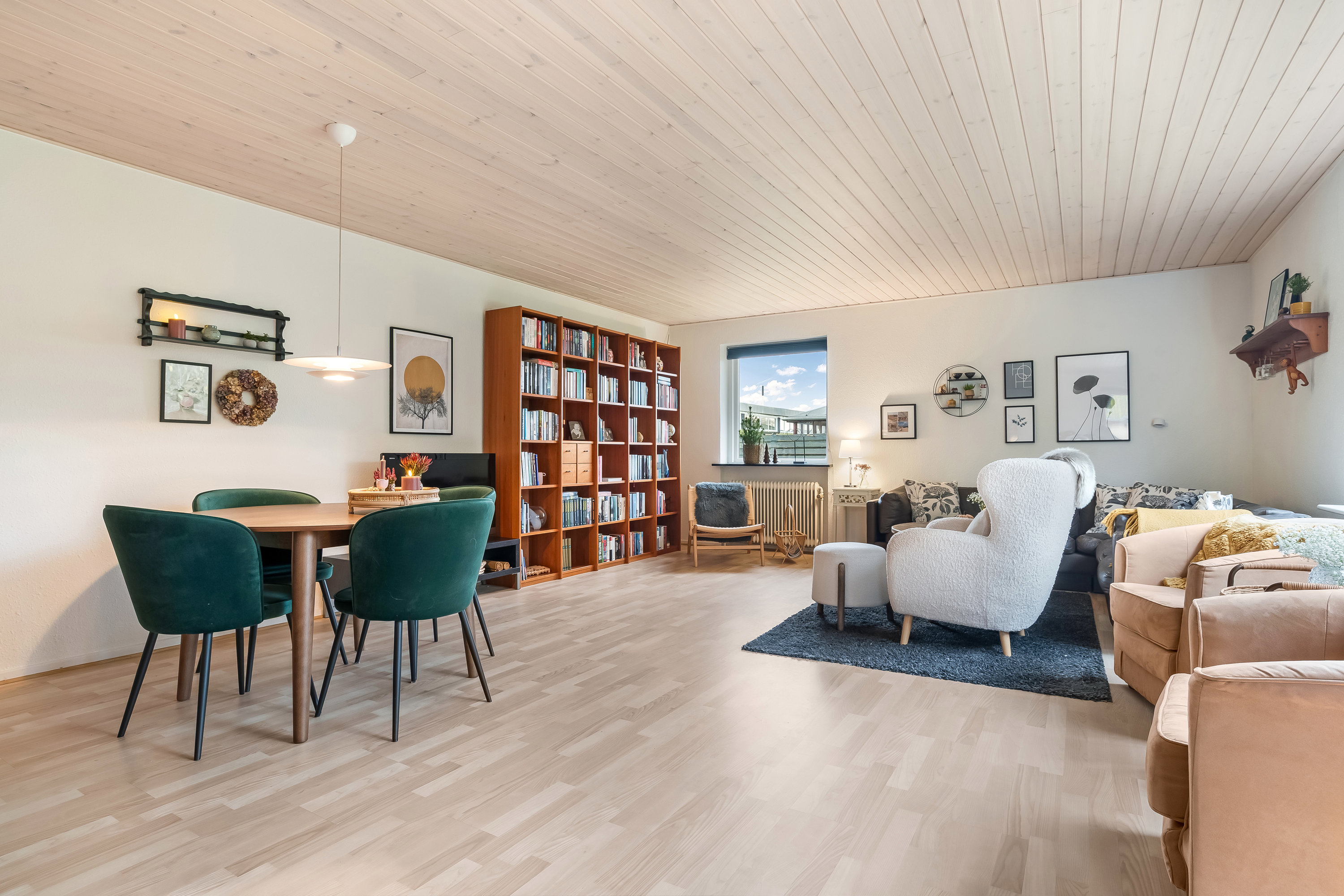 Miniaturebillede 2: stue. Billede af Anemonevej 1, Mejdal, 7500 Holstebro